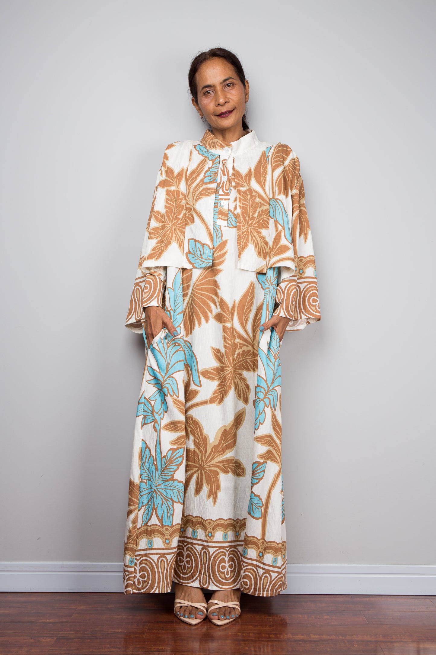 Geblümtes Kaftankleid