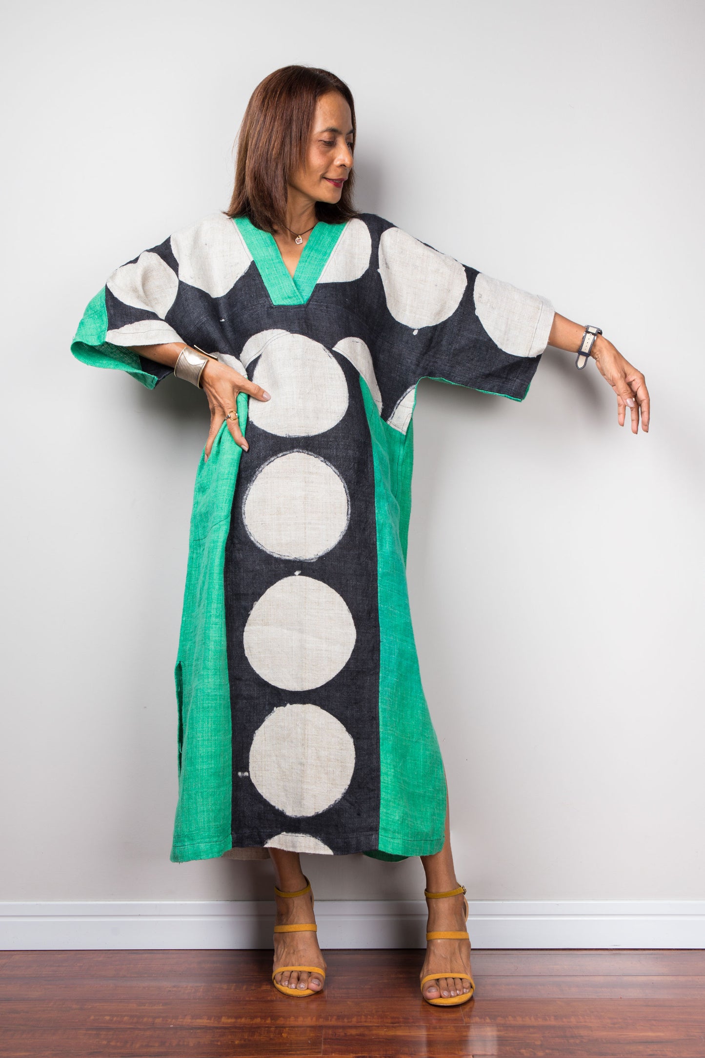Grünes Kaftankleid