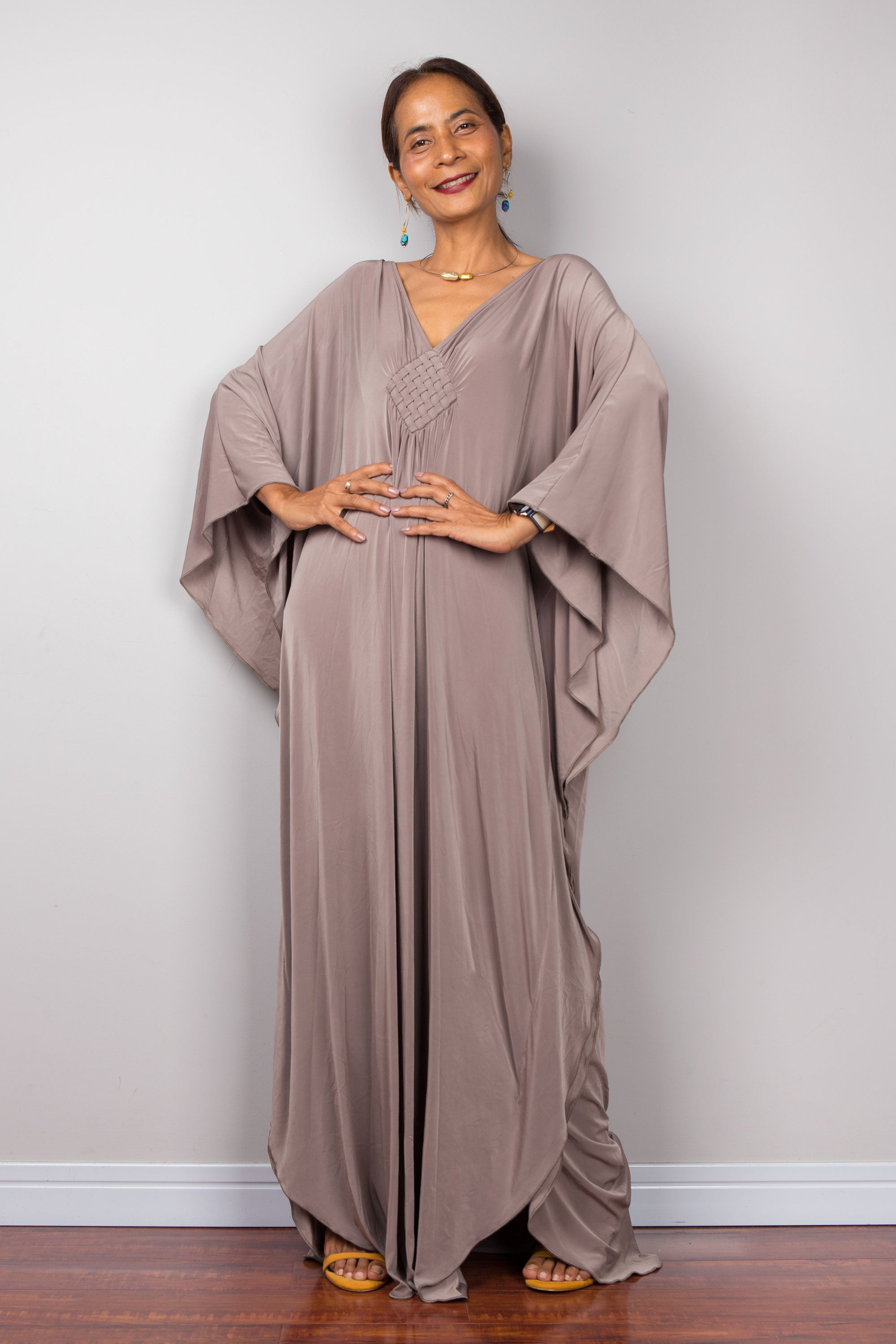 Taupe maxi dress for women, Long Kaftan dresses online. Taupe maxi dress for women, Long Kaftan dresses online.