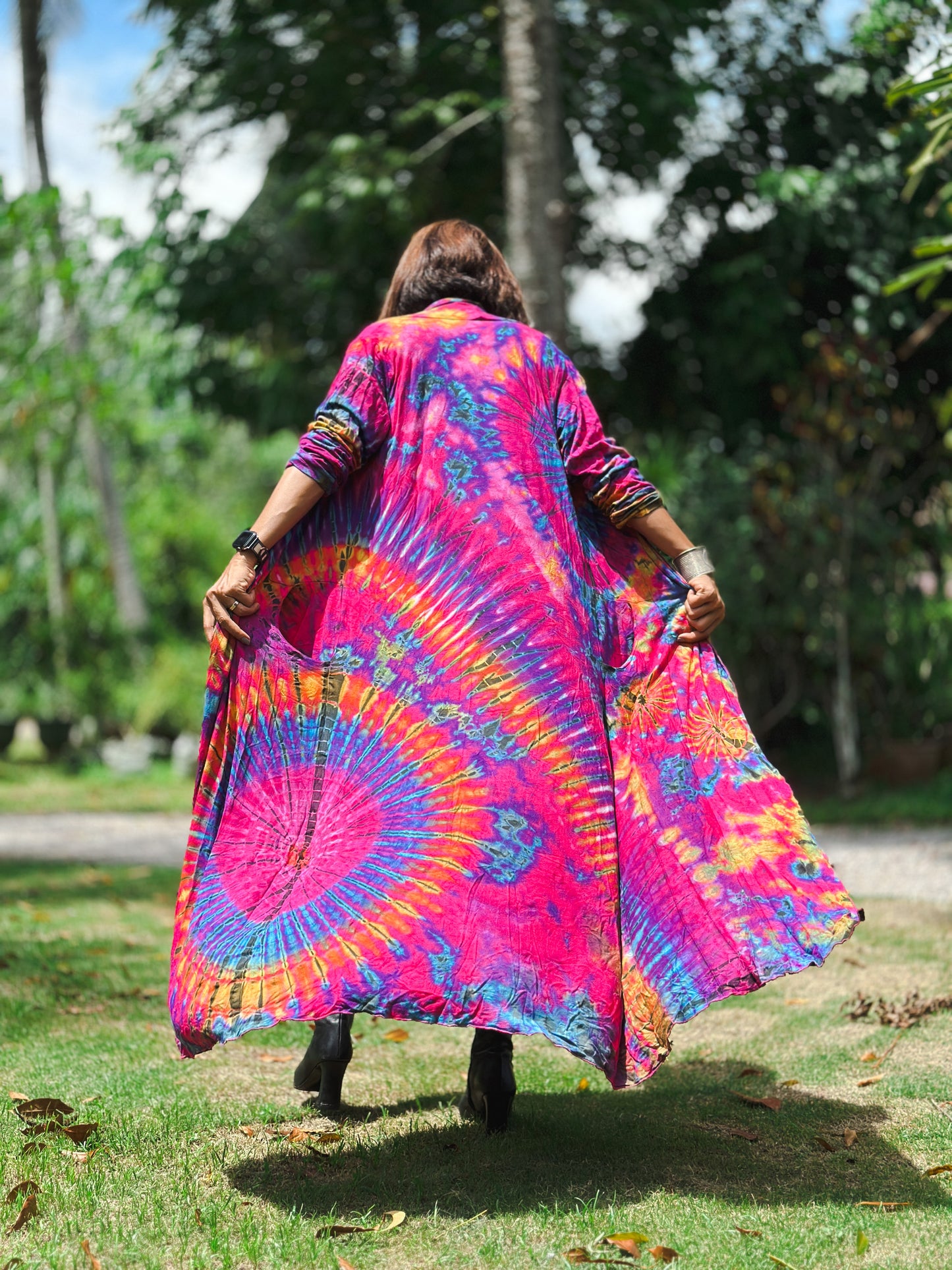 Tie dye cardigan. Hippie cardigan with pockets. Pink Rainbow coloured duster