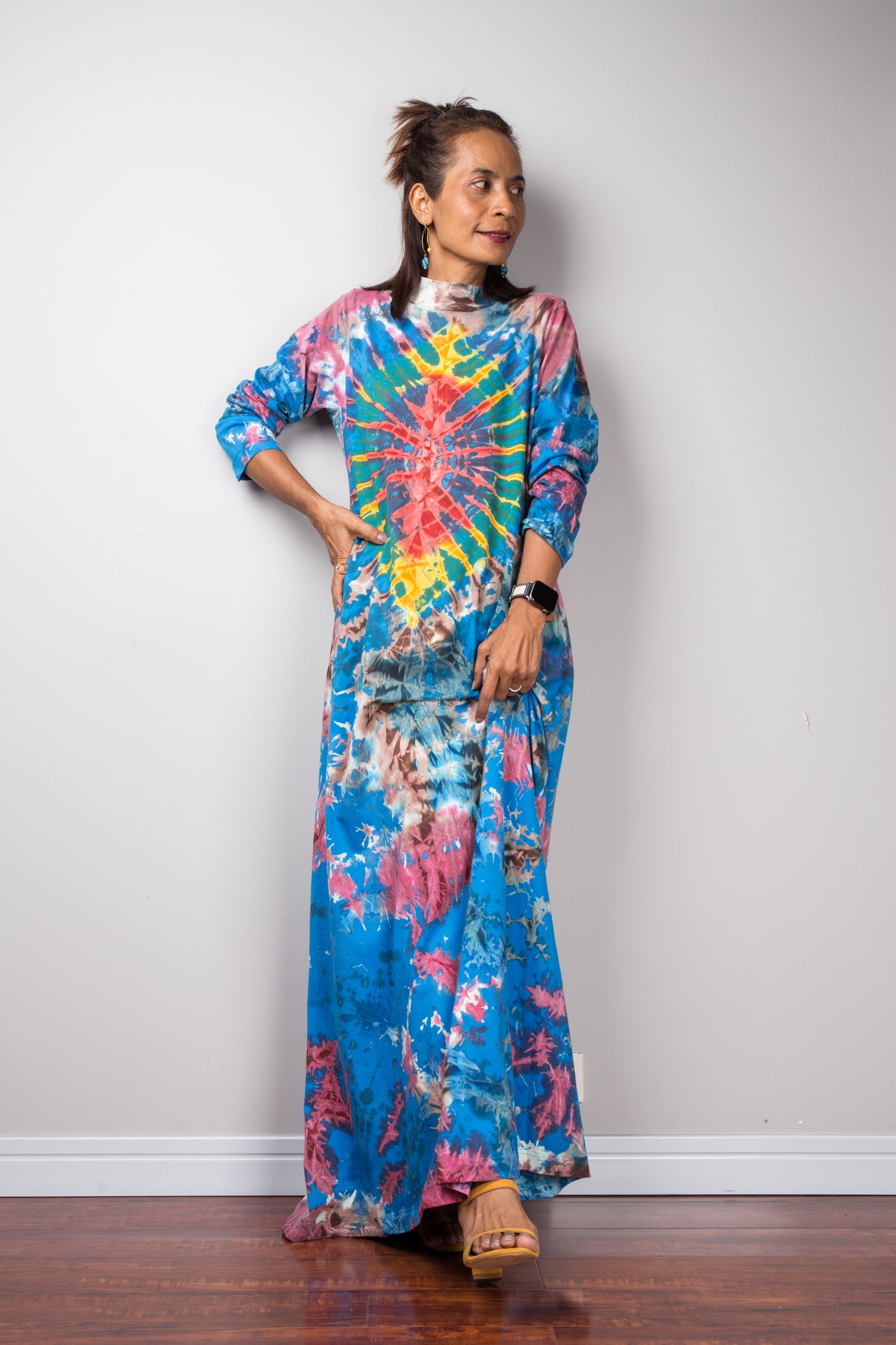 Long sleeve tie dye maxi dress with inseam pockets and short mock turtle neck