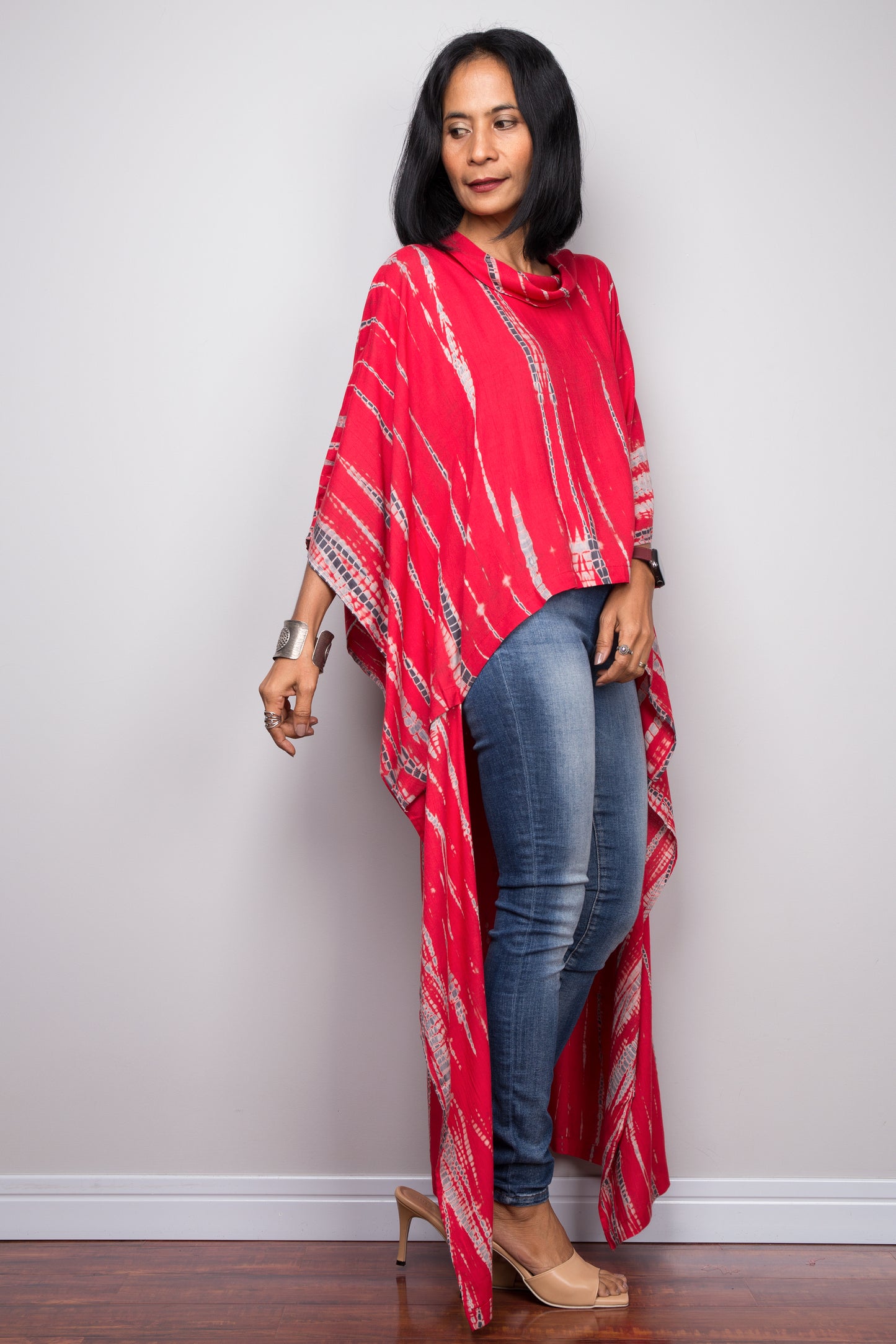 Buy red Tie dye Kaftan top dress online. Short front tie dye dress by Nuichan