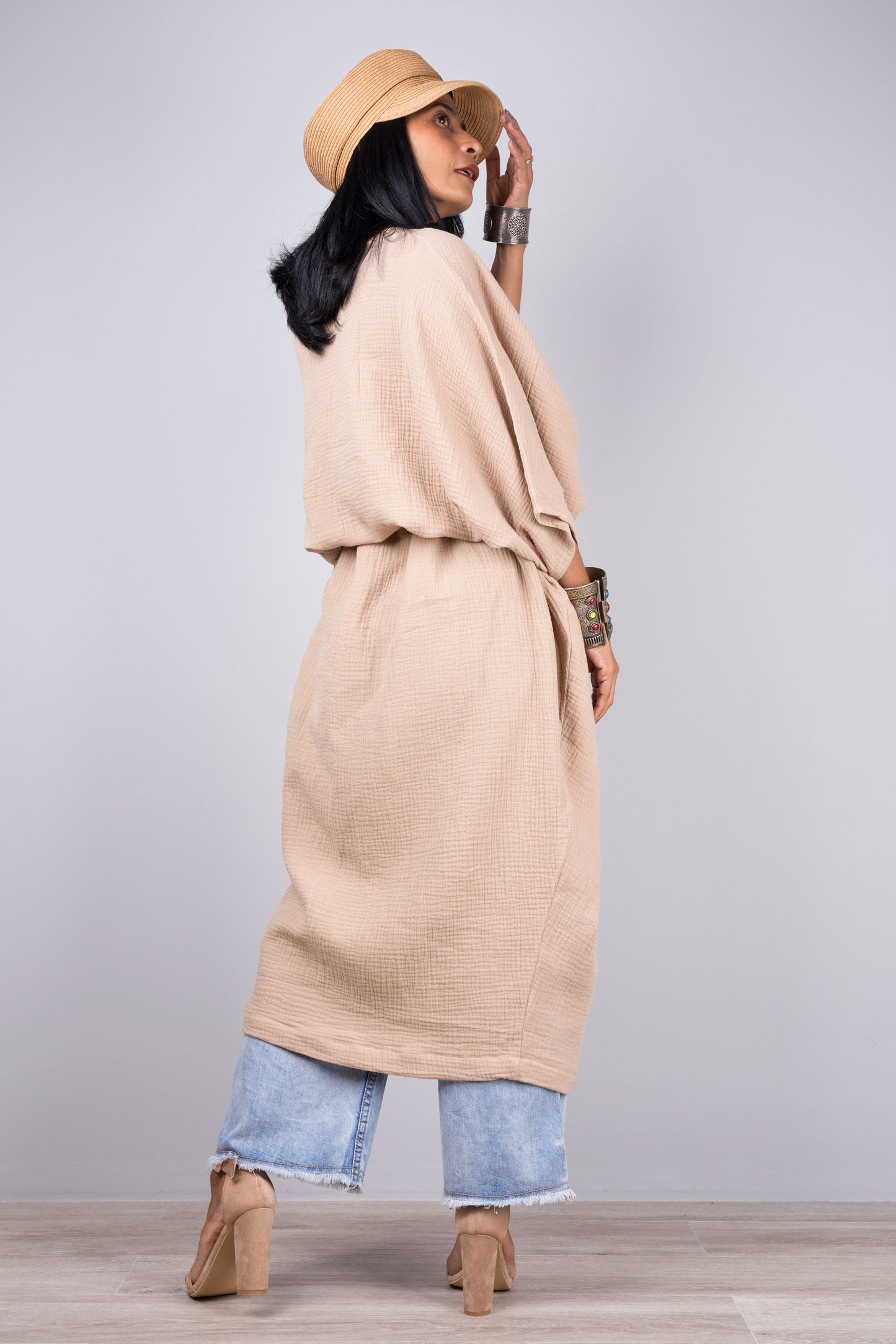 Beiges Kleid – Kaftan aus Baumwollgaze