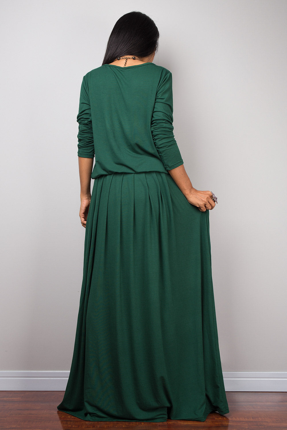 Grünes Maxikleid, langärmeliges grünes Kleid mit Taschen
