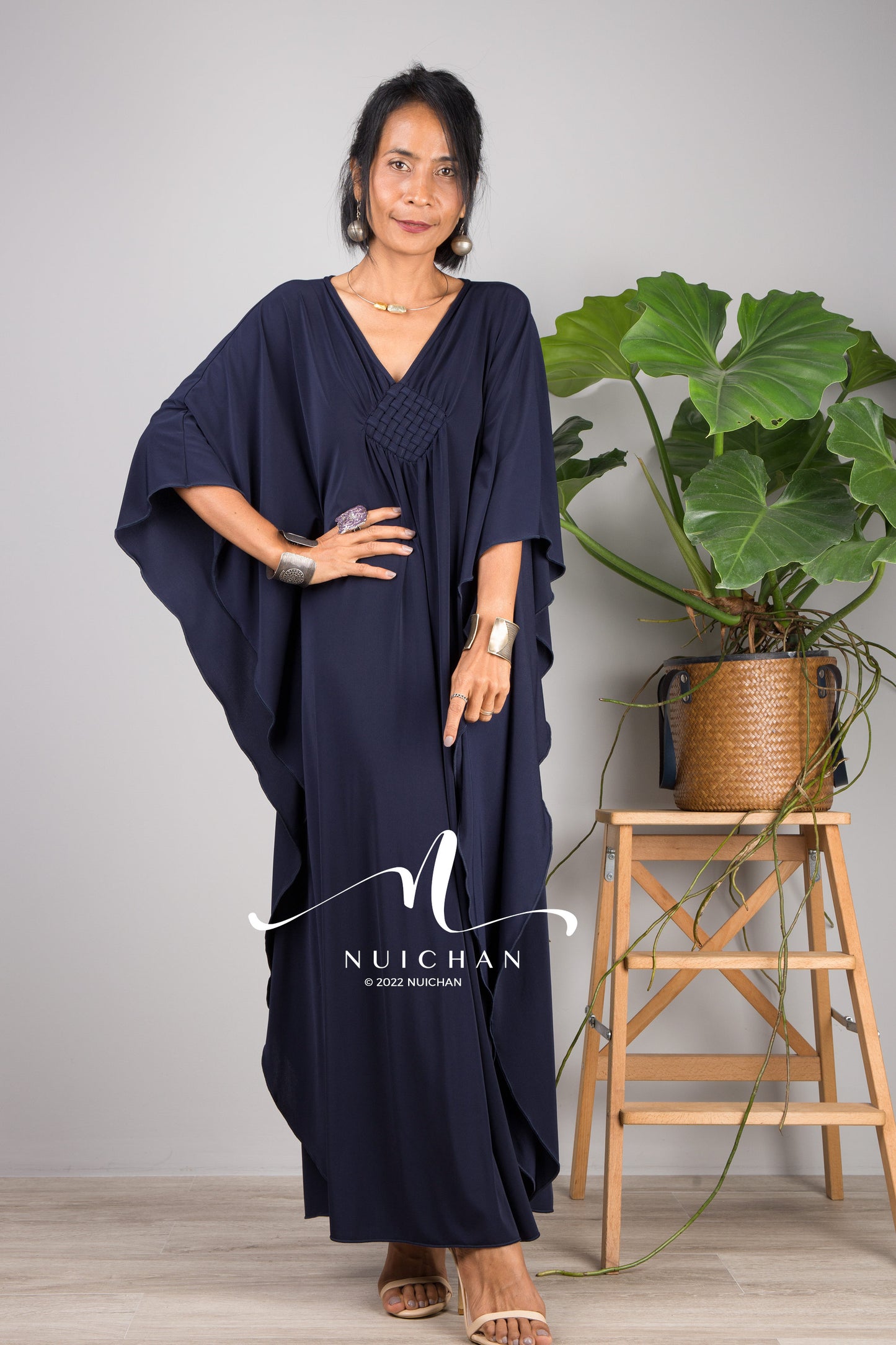 Nuichan women's kaftan dress. Short blue kaftan dress for petite ladies.