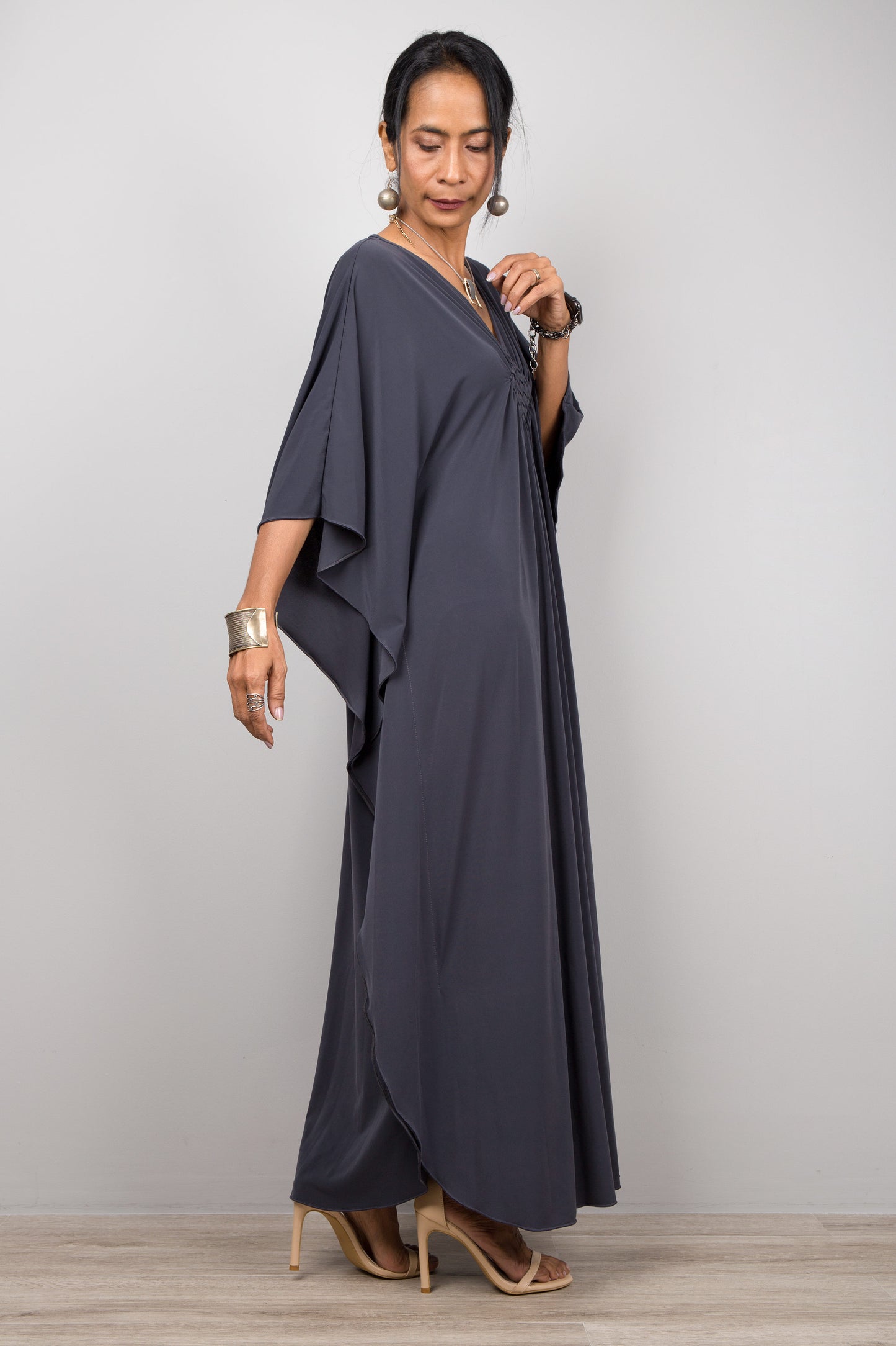 Caftan for petite women. Grey kaftan dress for small ladies