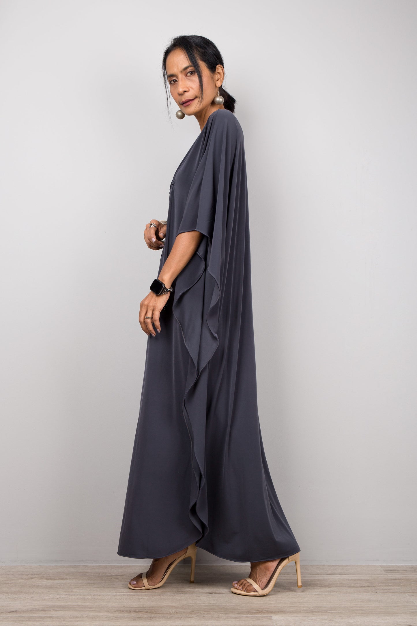 Grey caftan dress for petite. Batwing sleeve design by Nuichan