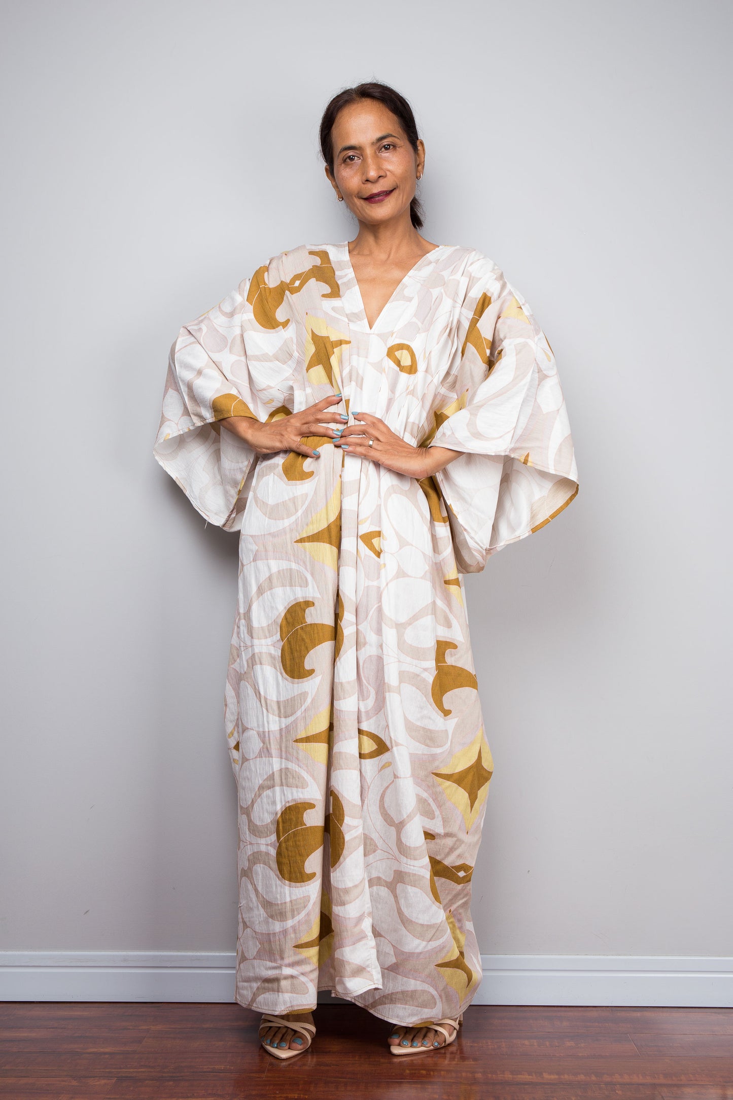 Geblümtes Kaftankleid