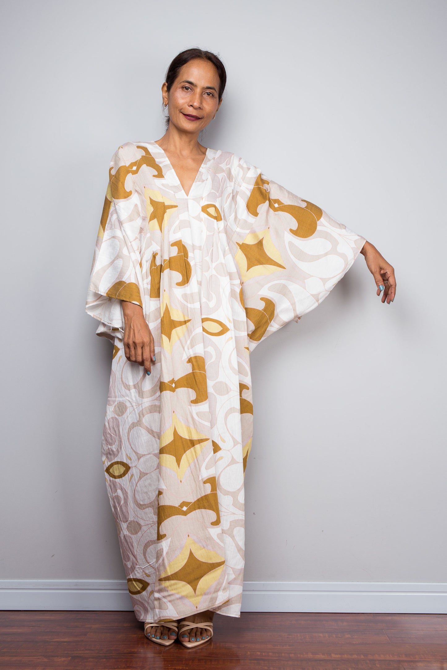 Geblümtes Kaftankleid