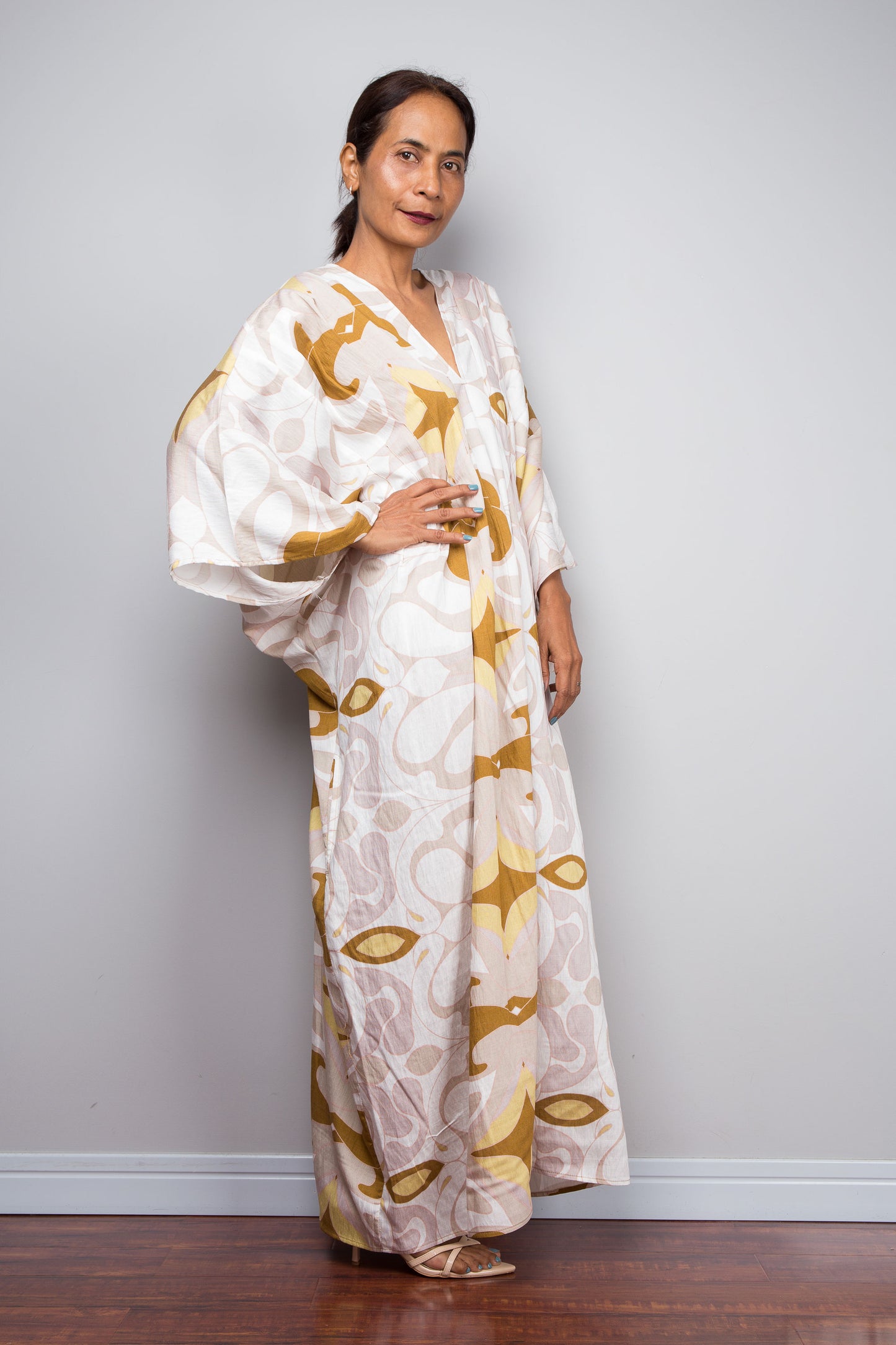 Geblümtes Kaftankleid