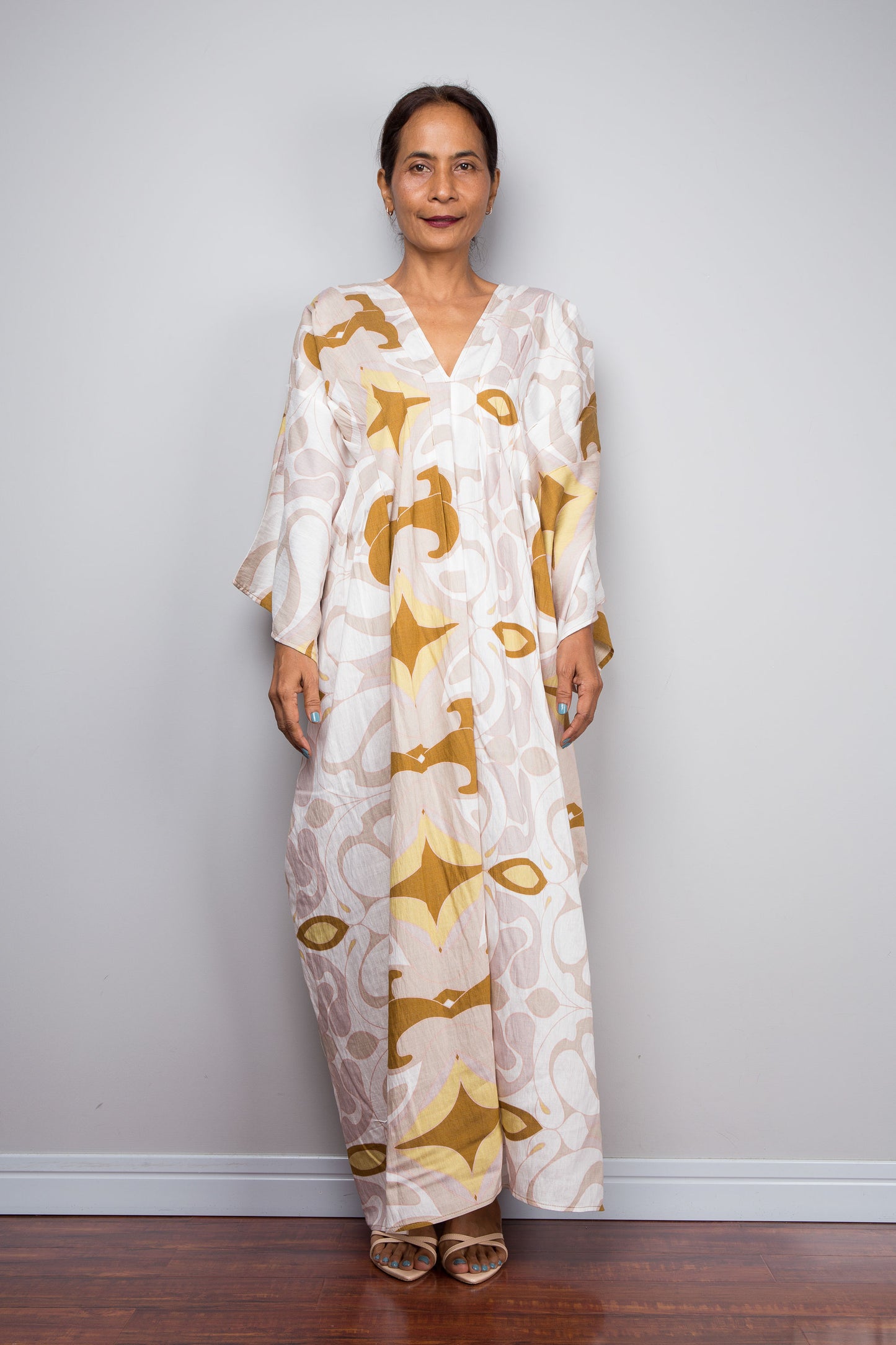 Geblümtes Kaftankleid