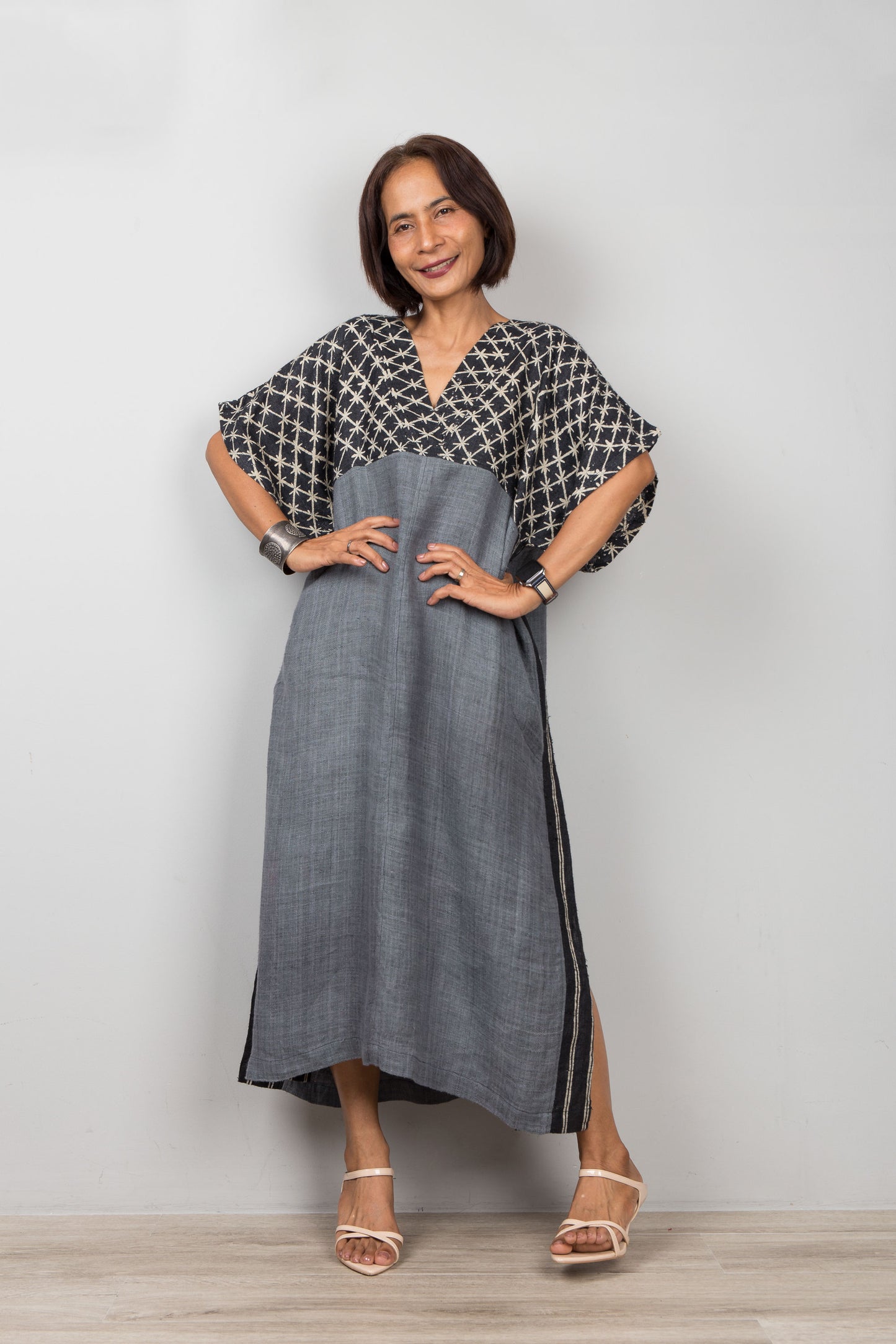 Handwoven hemp caftan dress black and grey with side slit – front view