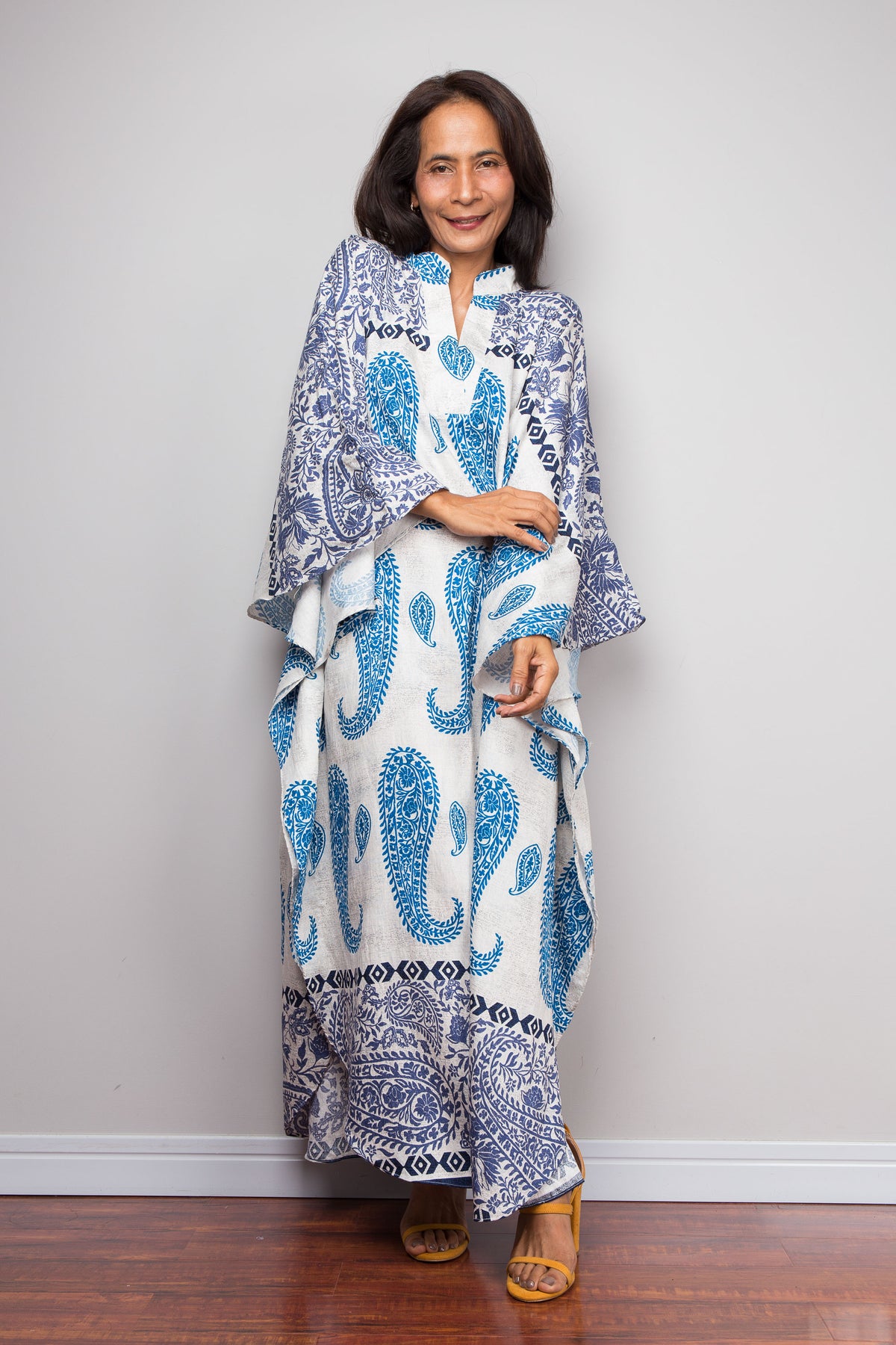 Geblümtes Kaftankleid