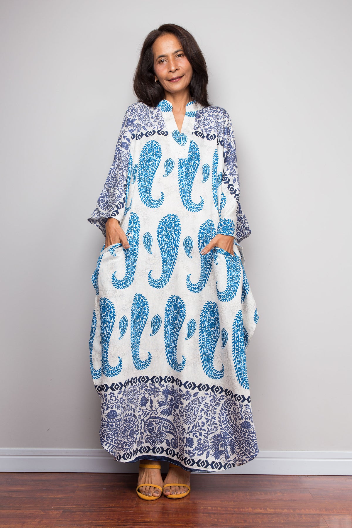 Geblümtes Kaftankleid