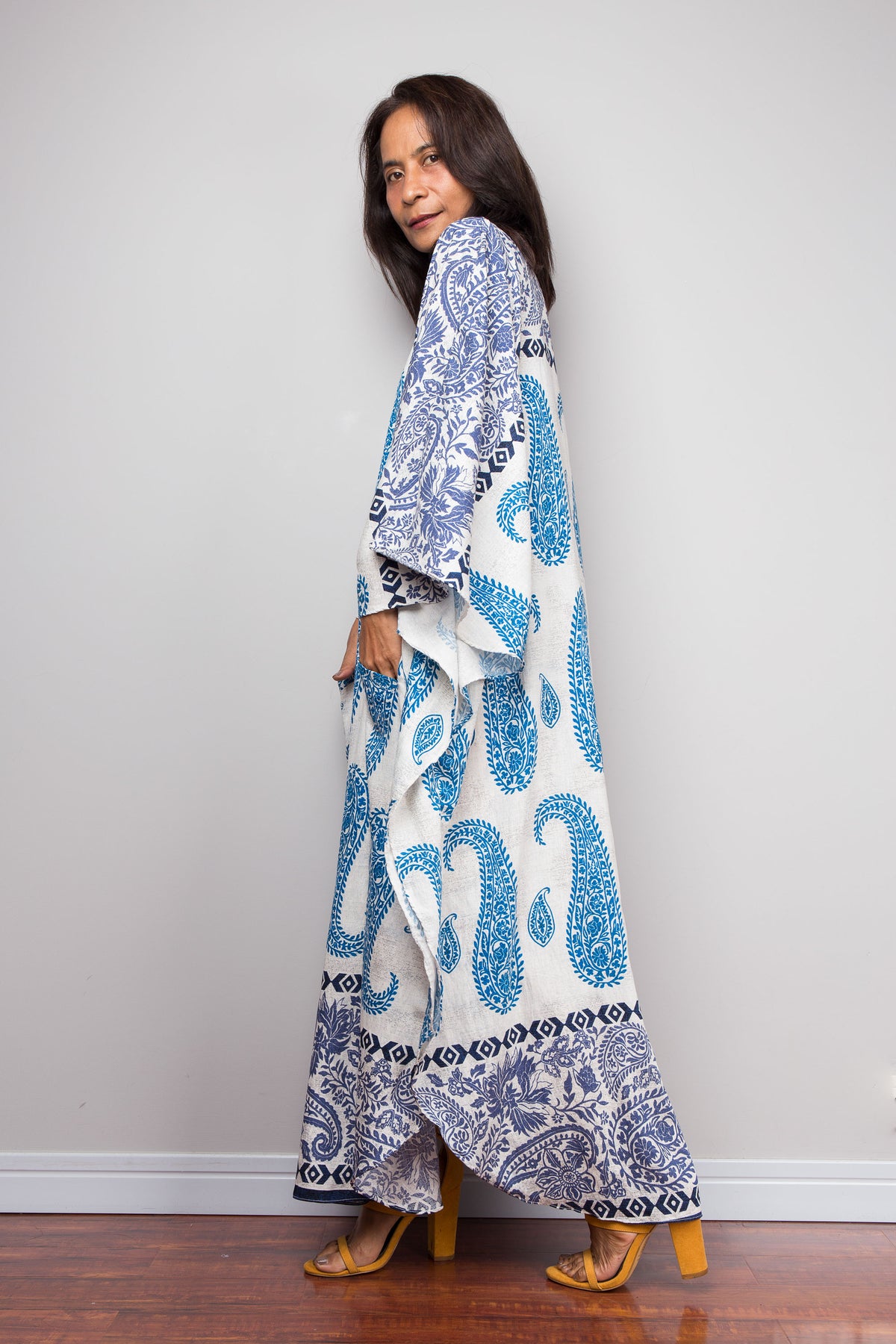 Geblümtes Kaftankleid