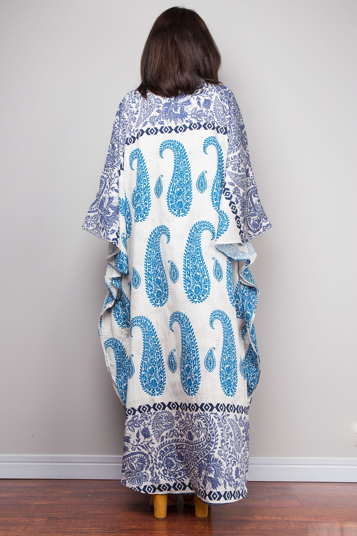 Geblümtes Kaftankleid