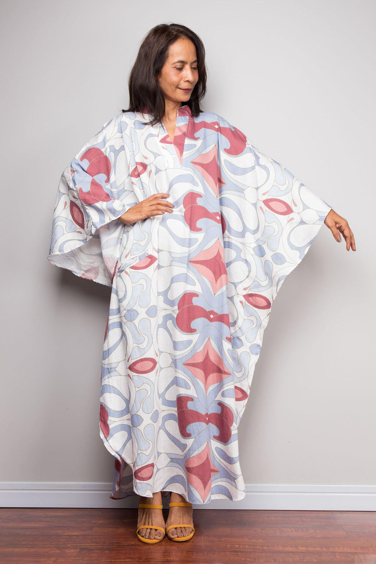 Geblümtes Kaftankleid