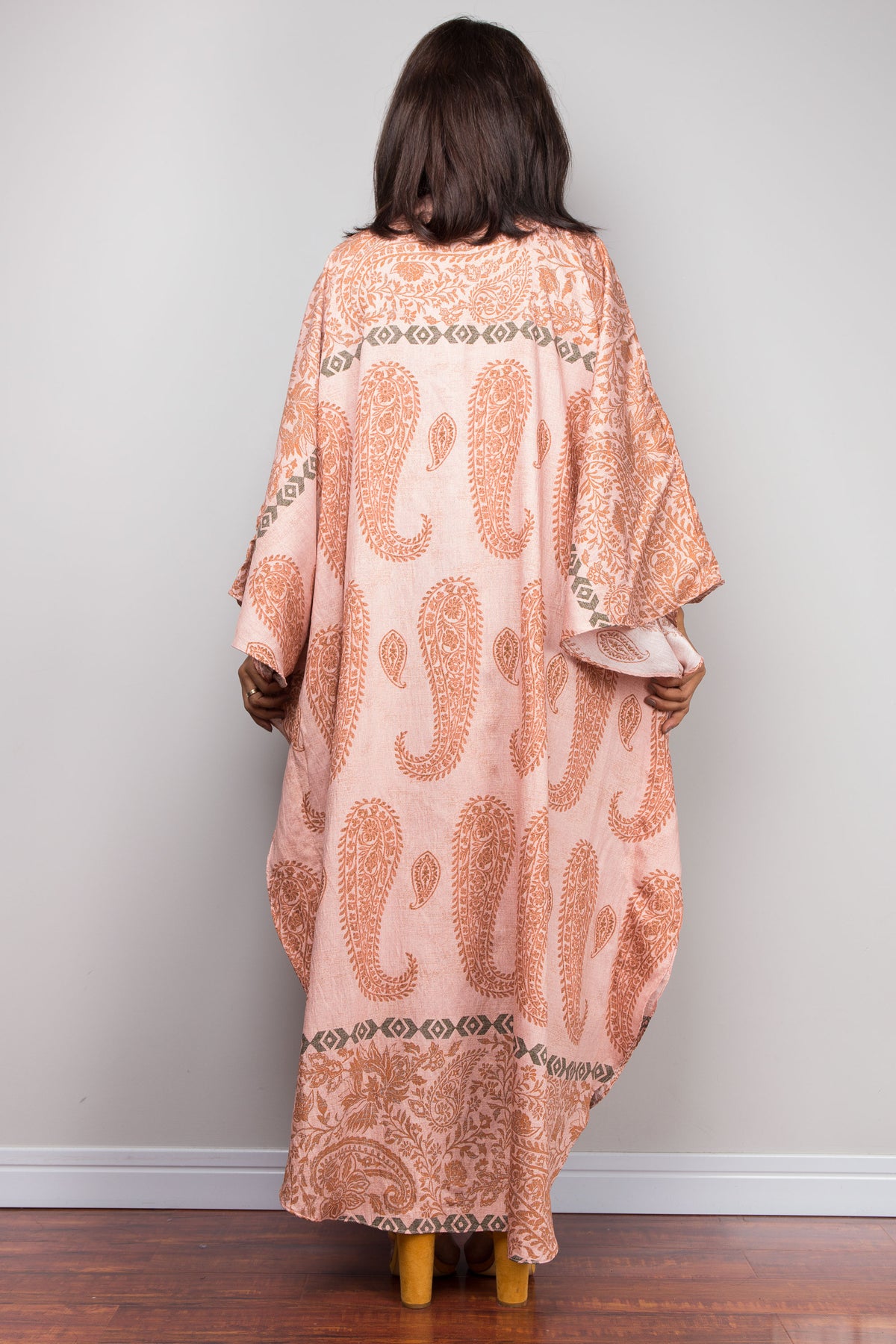 Geblümtes Kaftankleid