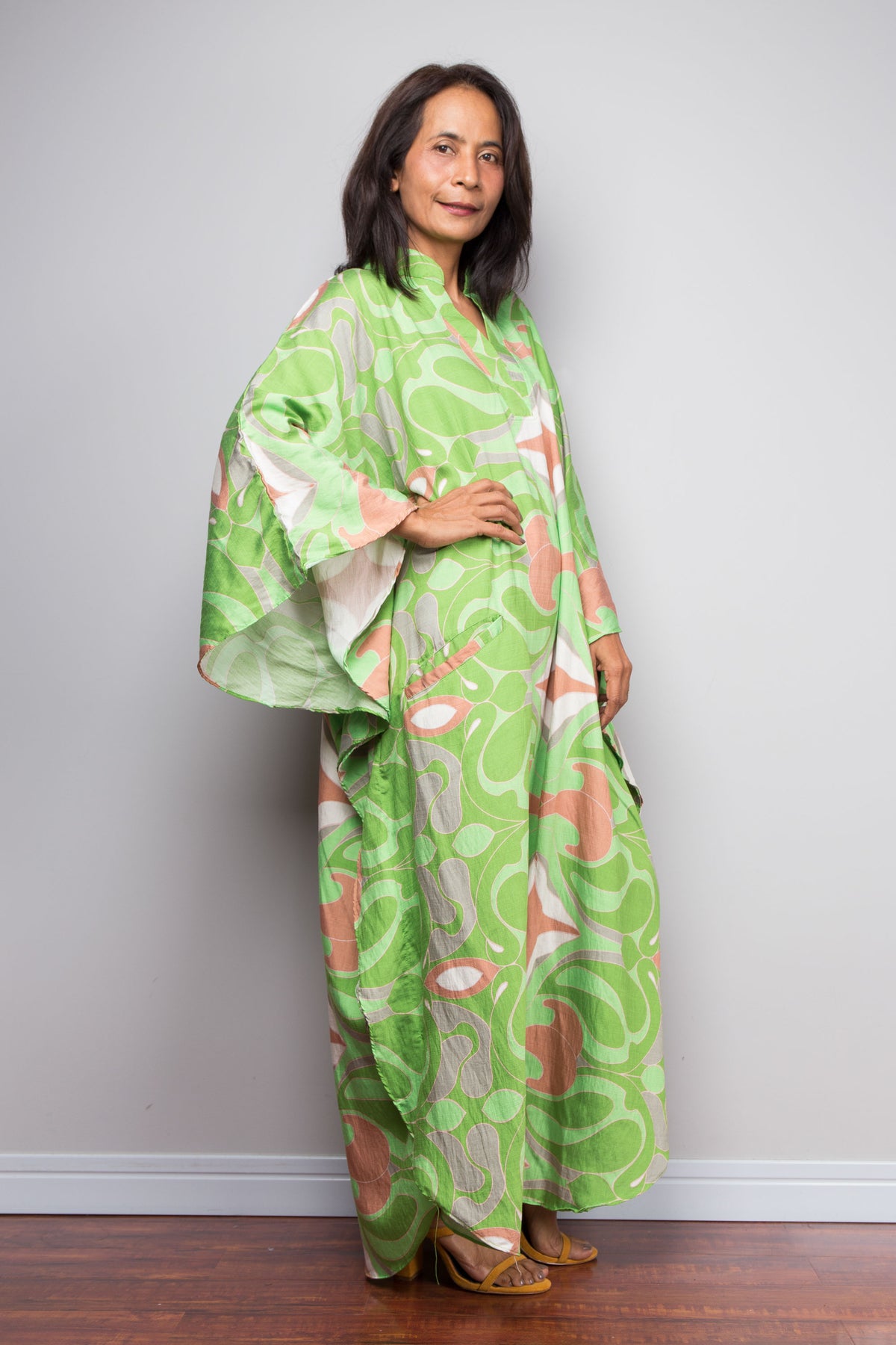 Geblümtes Kaftankleid