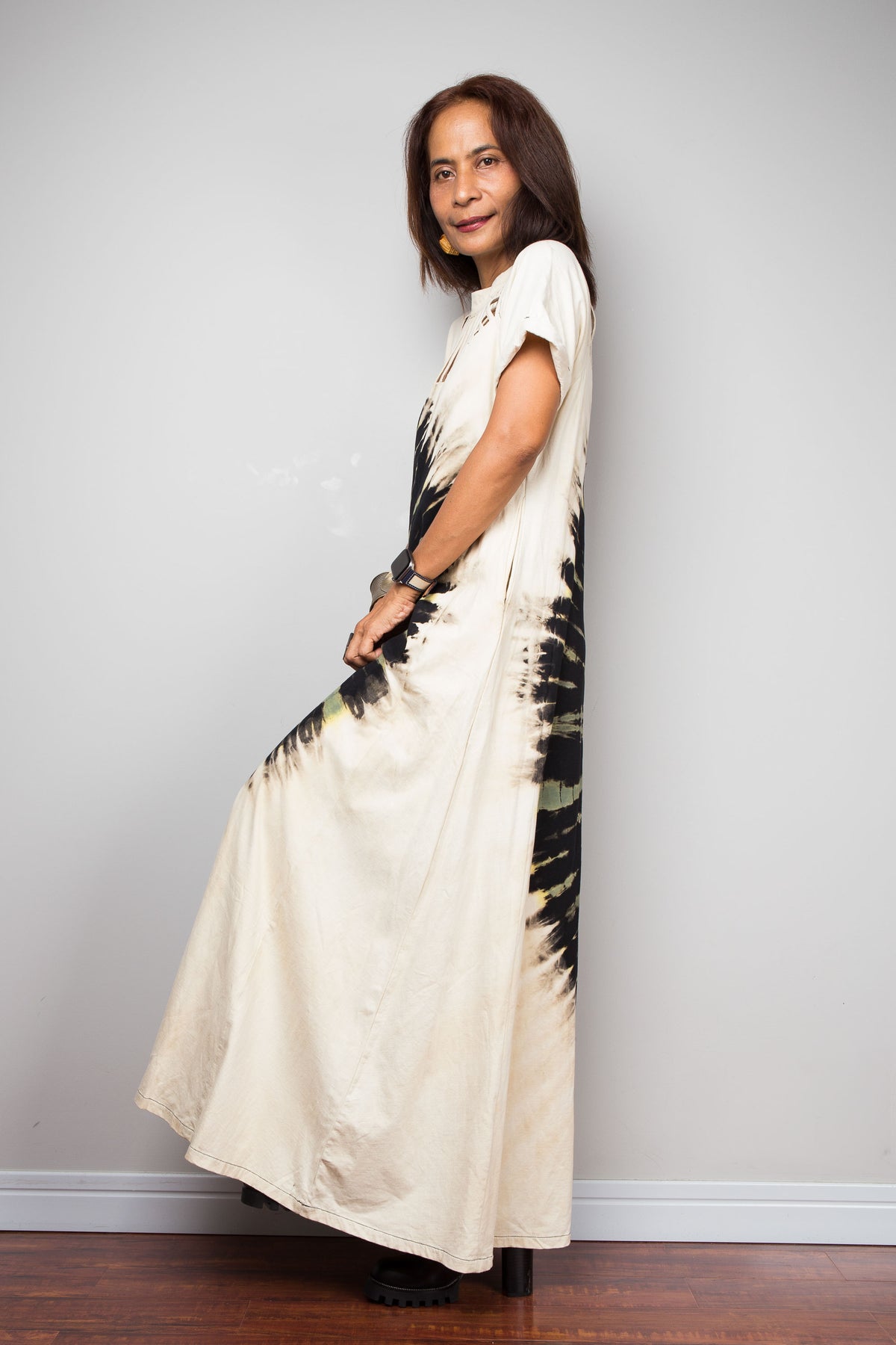 Reverse Tie Dye Cutout Neckline Maxi Dress