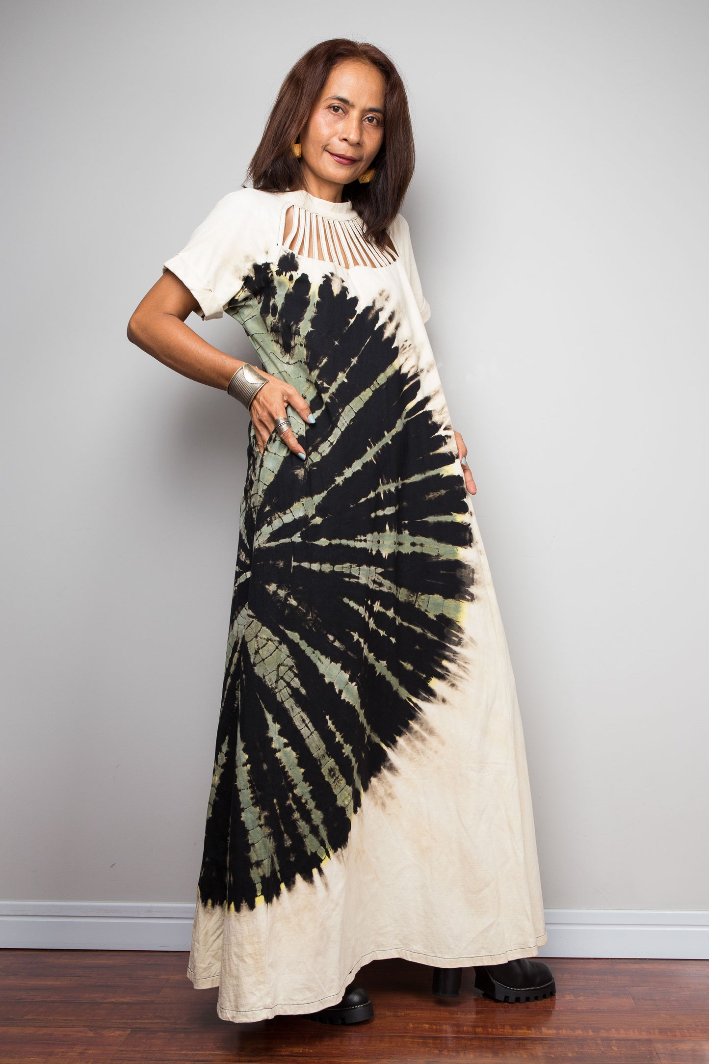 Reverse Tie Dye Cutout Neckline Maxi Dress