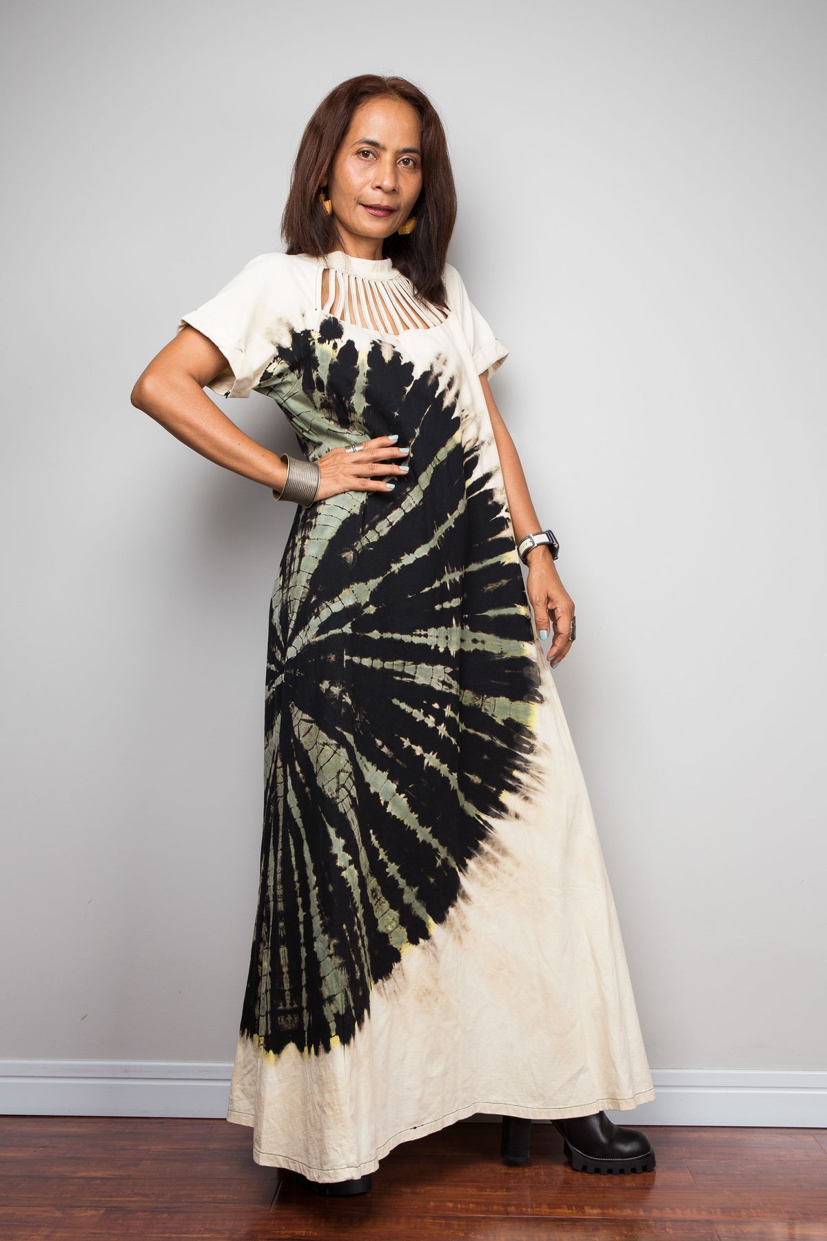Reverse Tie Dye Cutout Neckline Maxi Dress