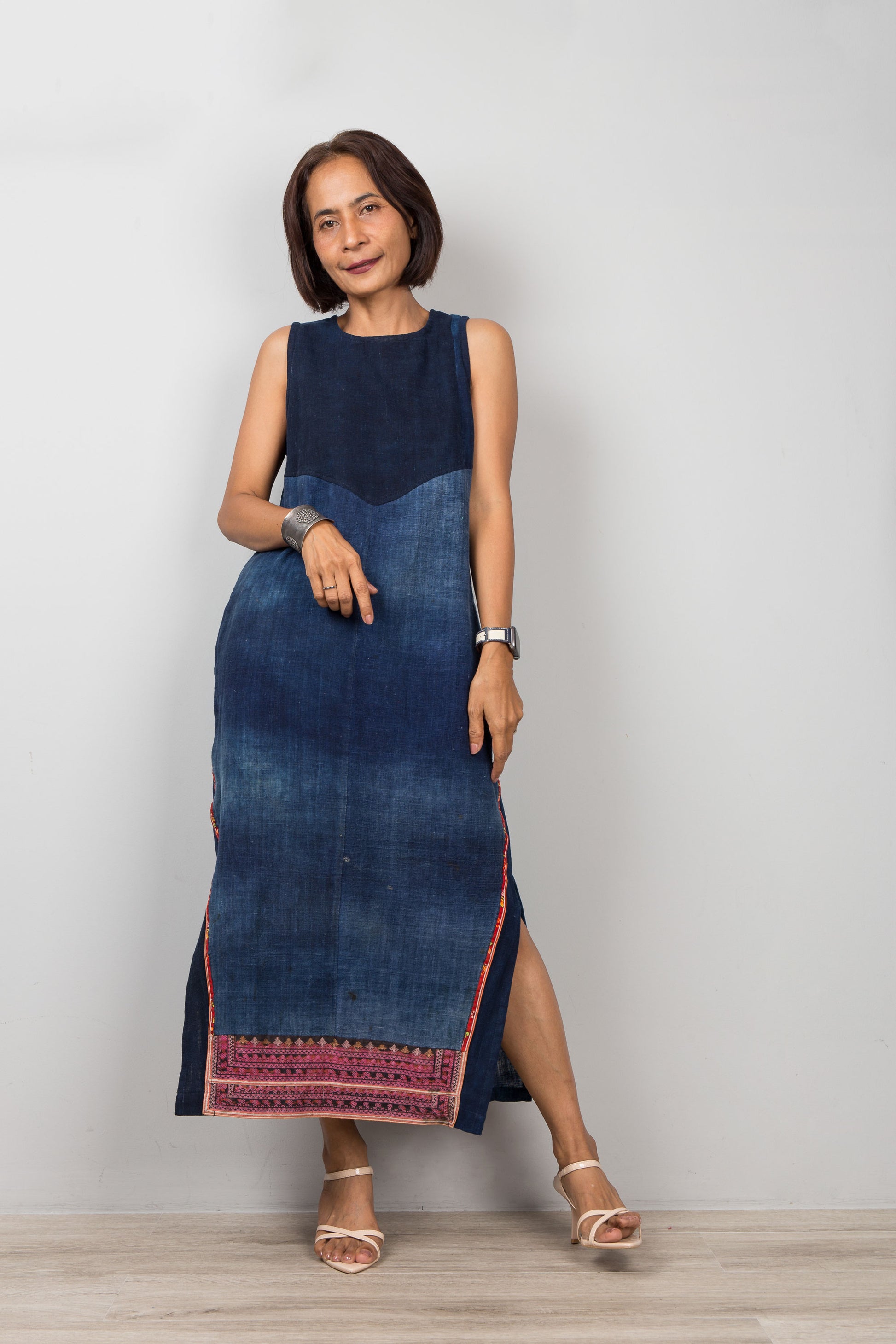Sleeveless Indigo dress