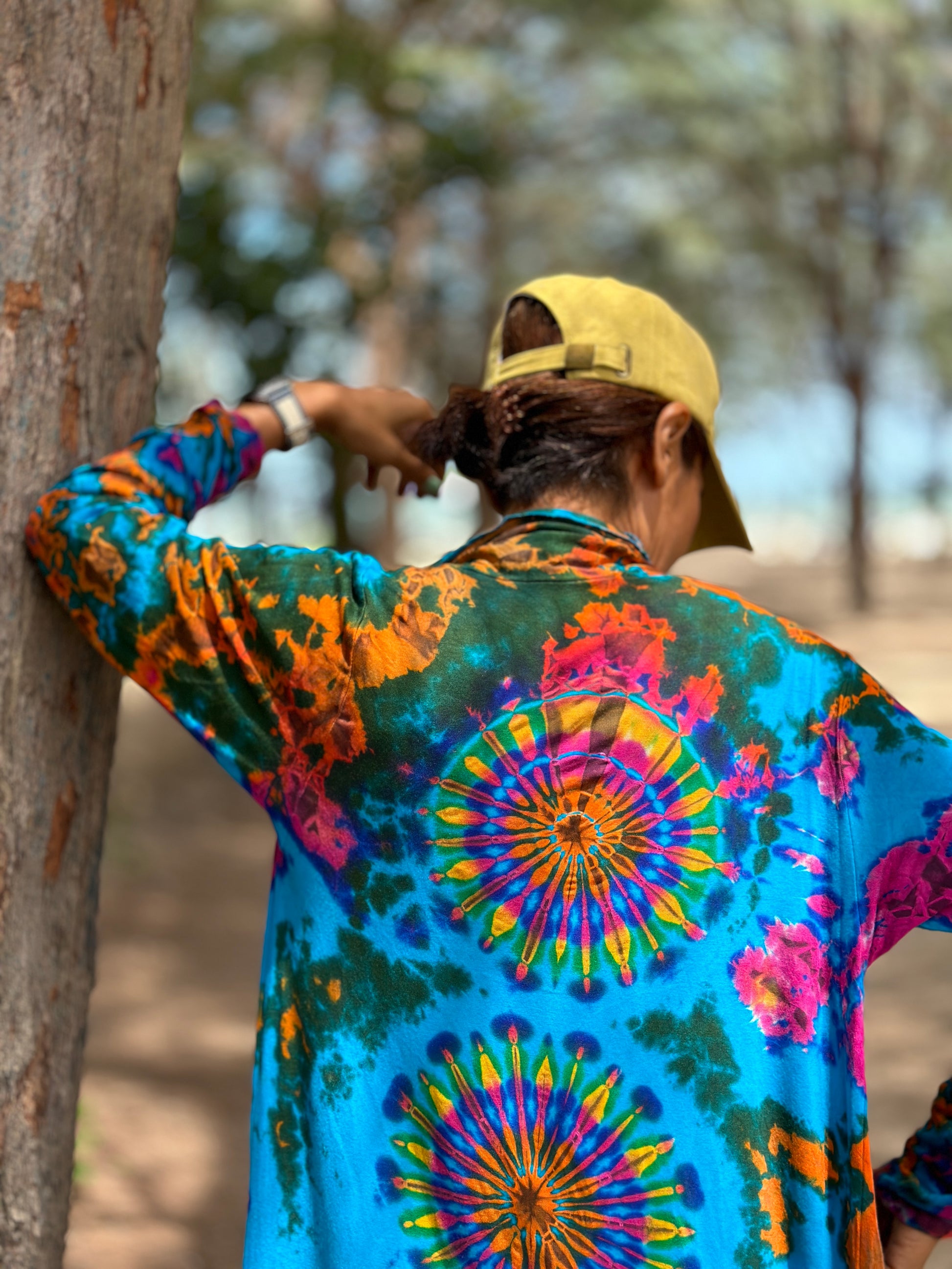Tie dye cardigan - upper back view