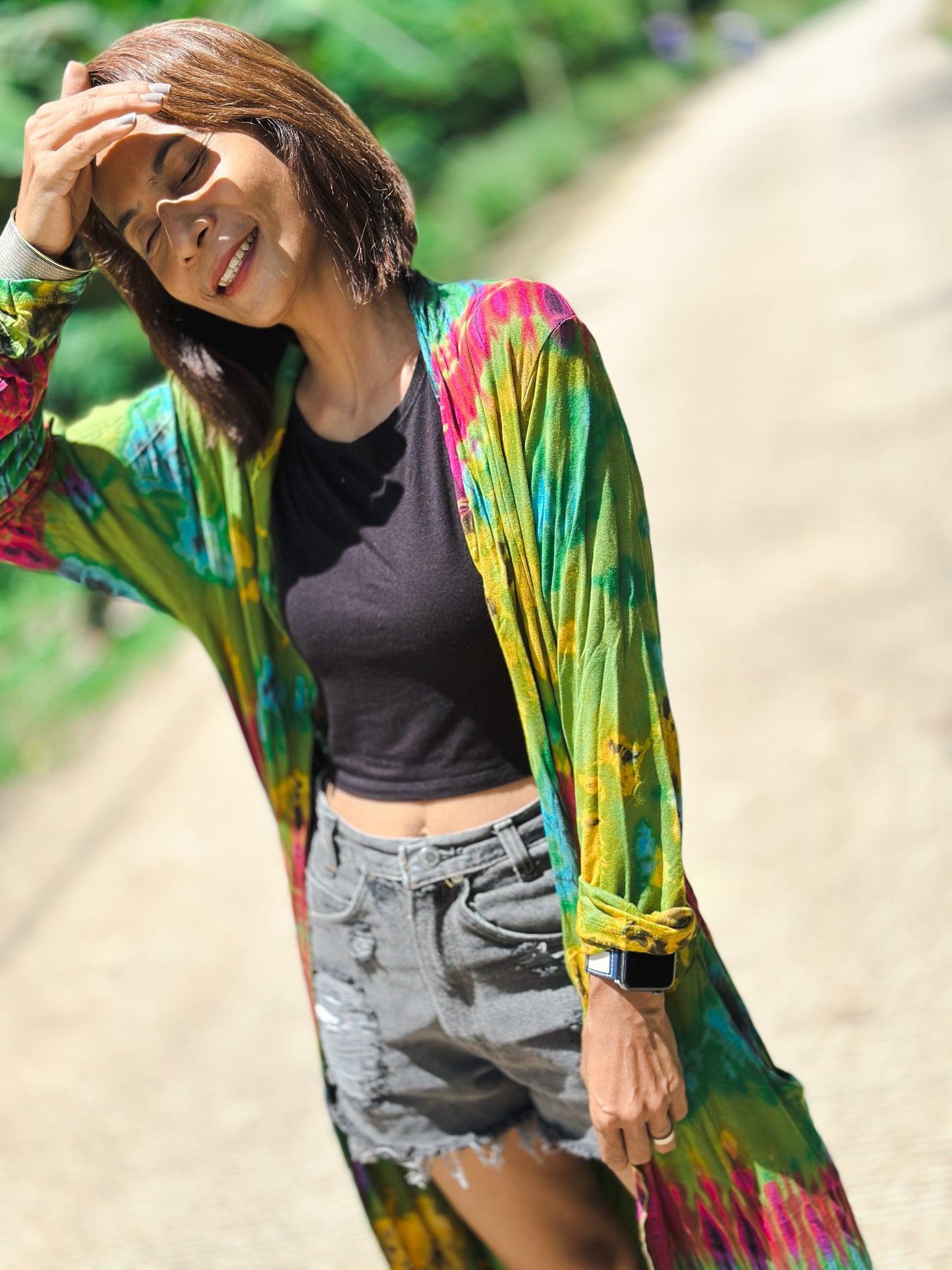 Tie dye duster.  Mudmee tie dye cardigan with pockets.  Slim fit cardigan hippie style