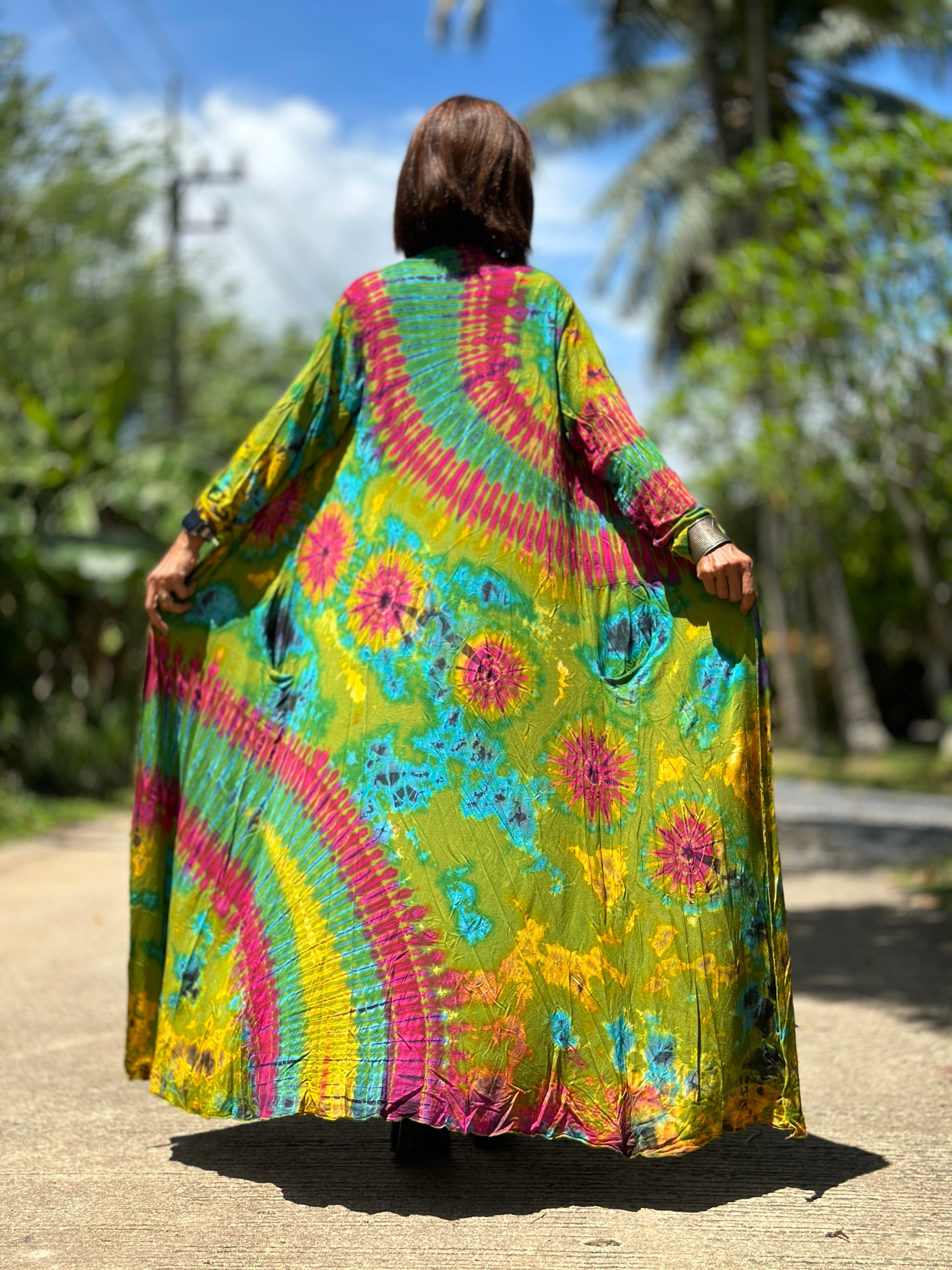 Tie dye duster.  Mudmee tie dye cardigan with pockets.  Slim fit cardigan hippie style