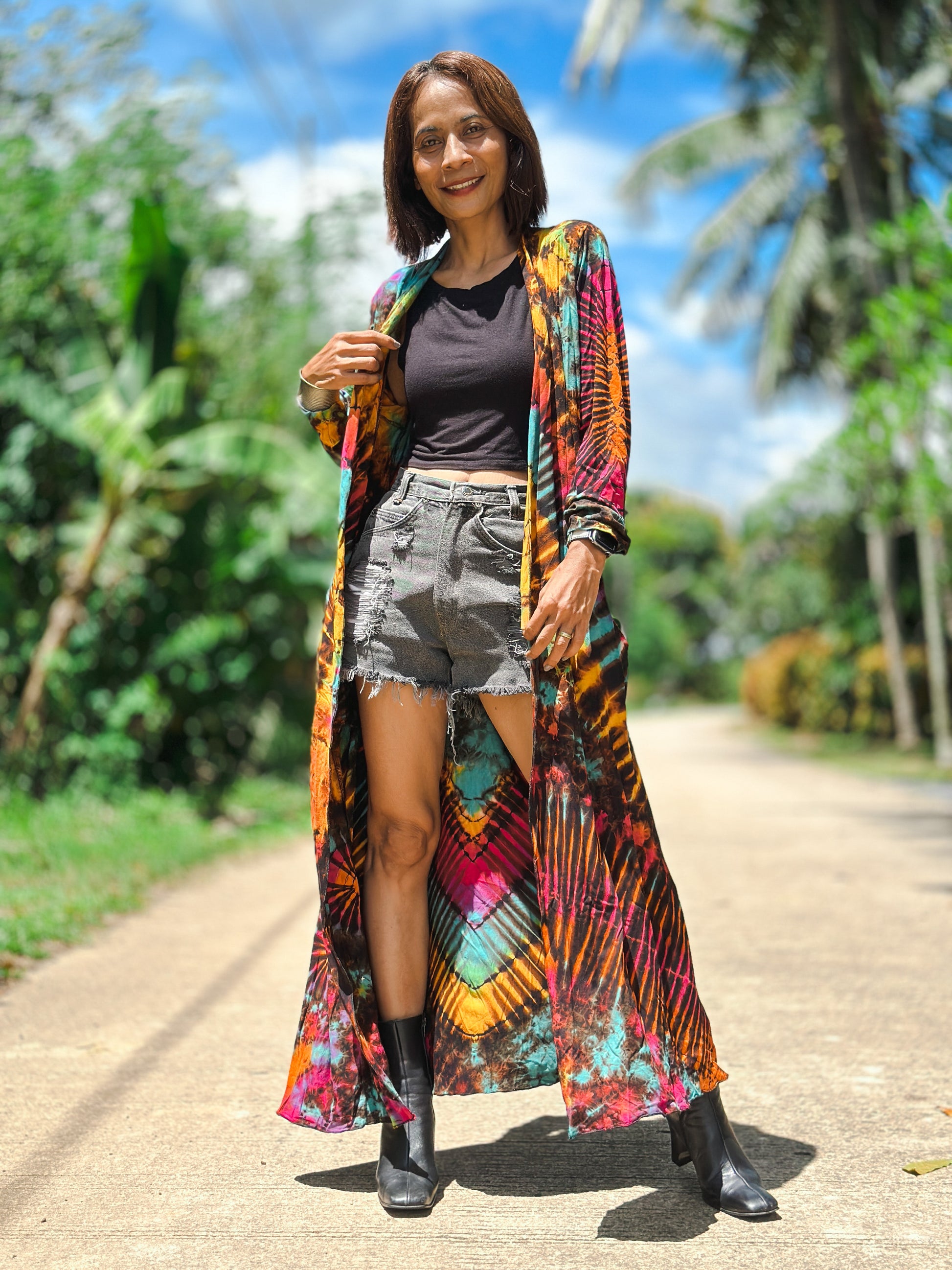 Tie dye duster. Hippie cardigan with pockets. Rainbow coloured duster