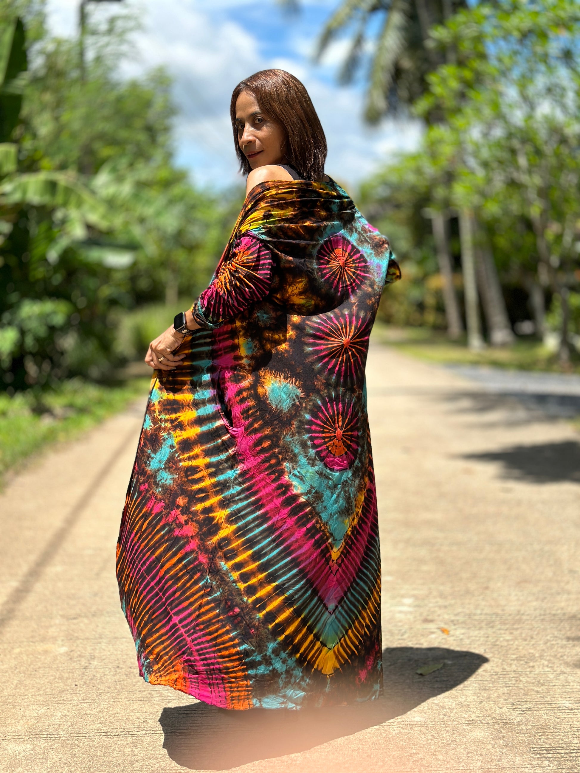 Tie dye duster. Hippie cardigan with pockets. Rainbow coloured duster