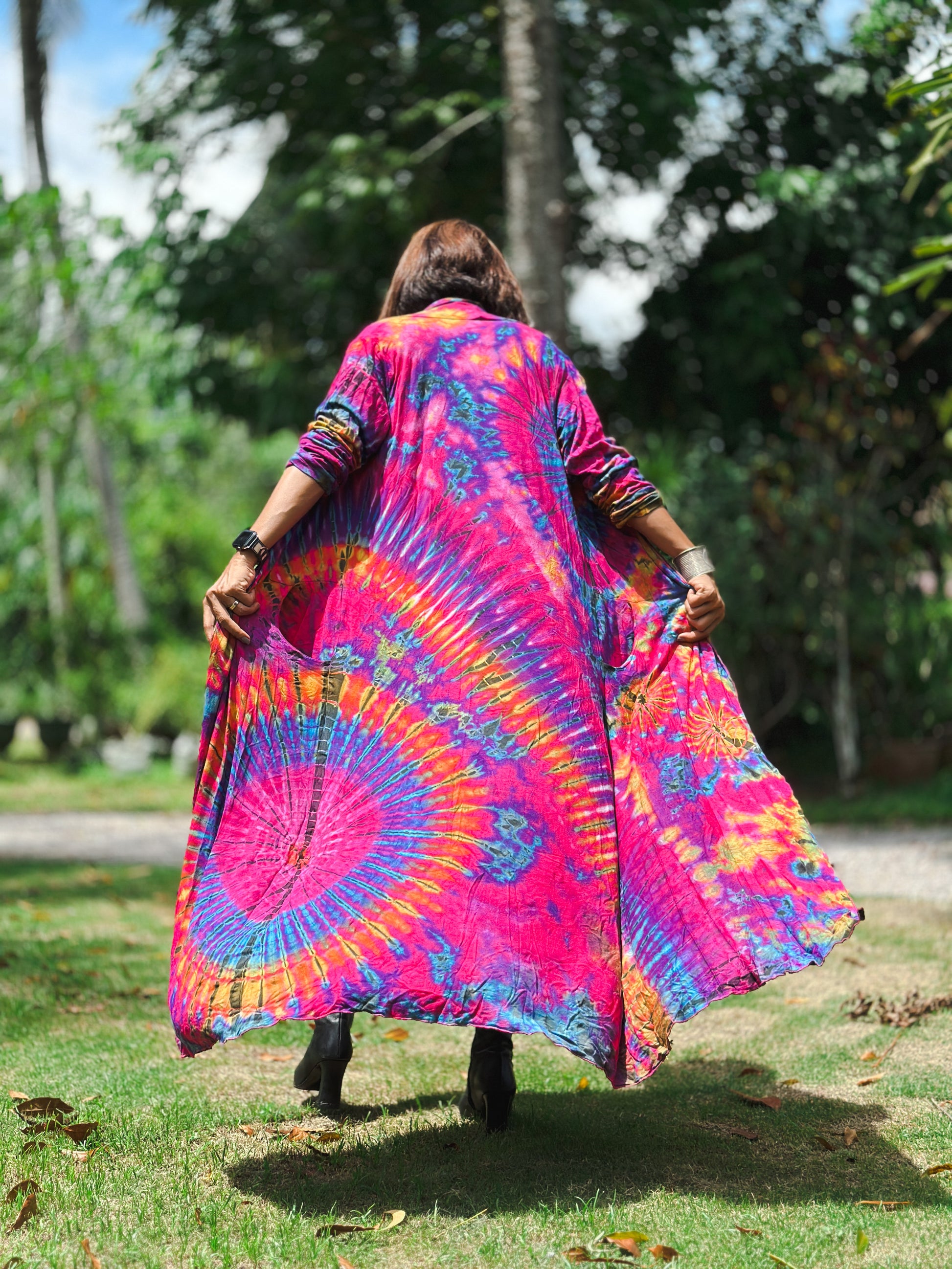 Tie dye cardigan. Hippie cardigan with pockets. Pink Rainbow coloured duster