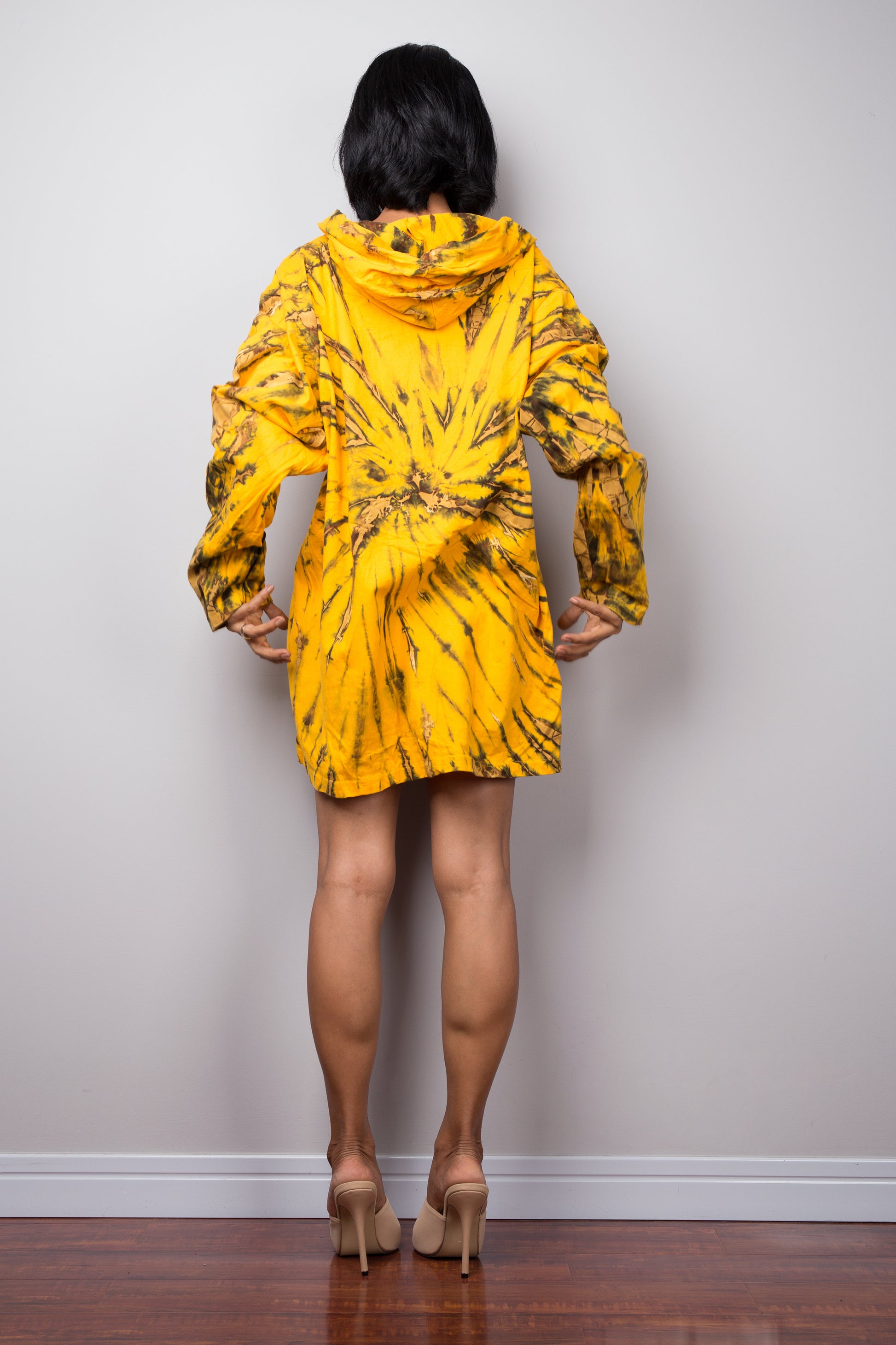 Yellow tie dye hoodie pullover by Nuichan