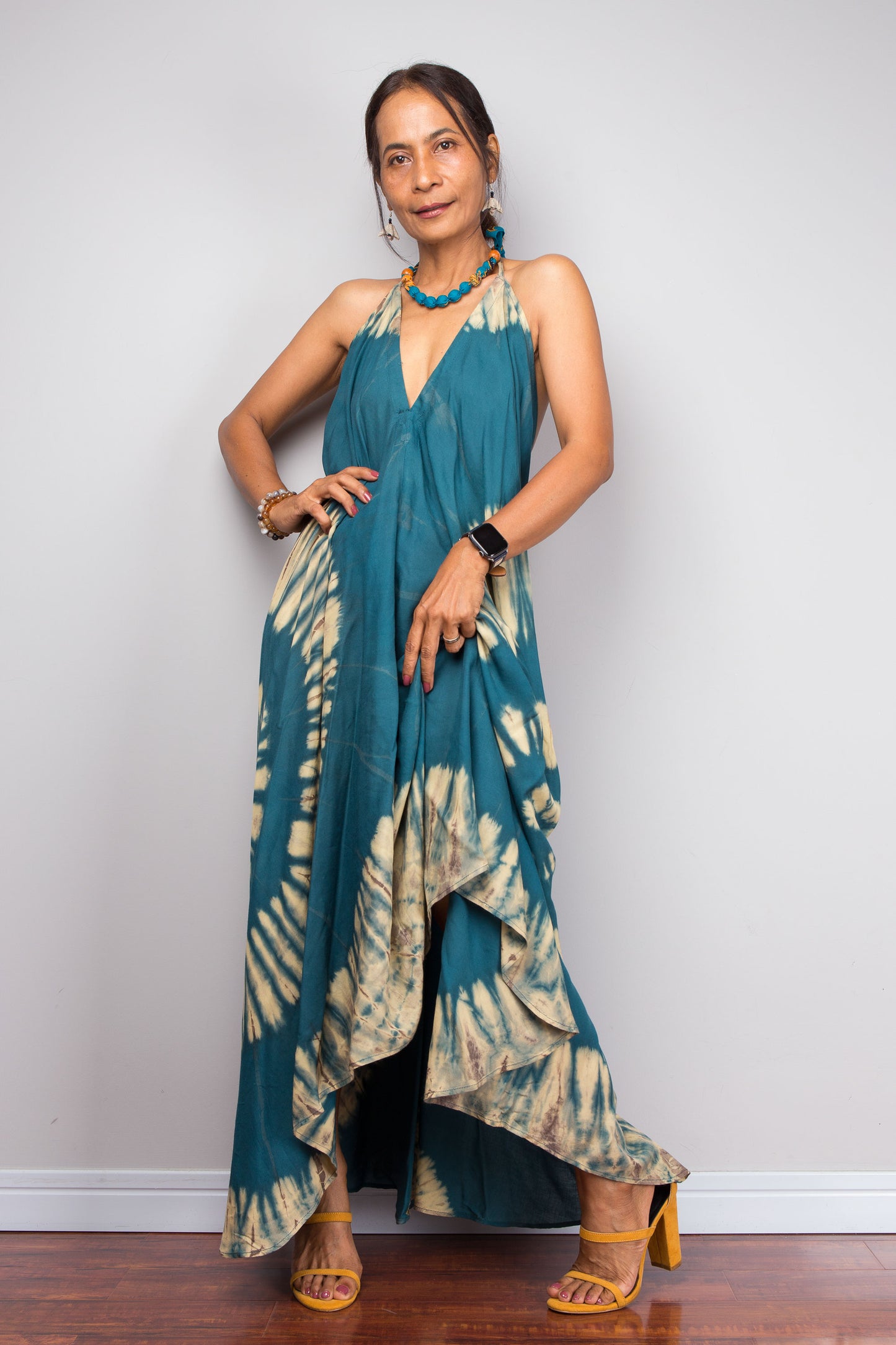 Maxikleid zum Binden im Batik-Design