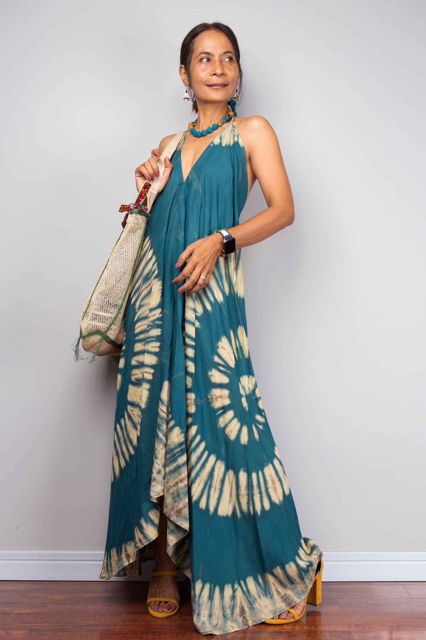Maxikleid zum Binden im Batik-Design