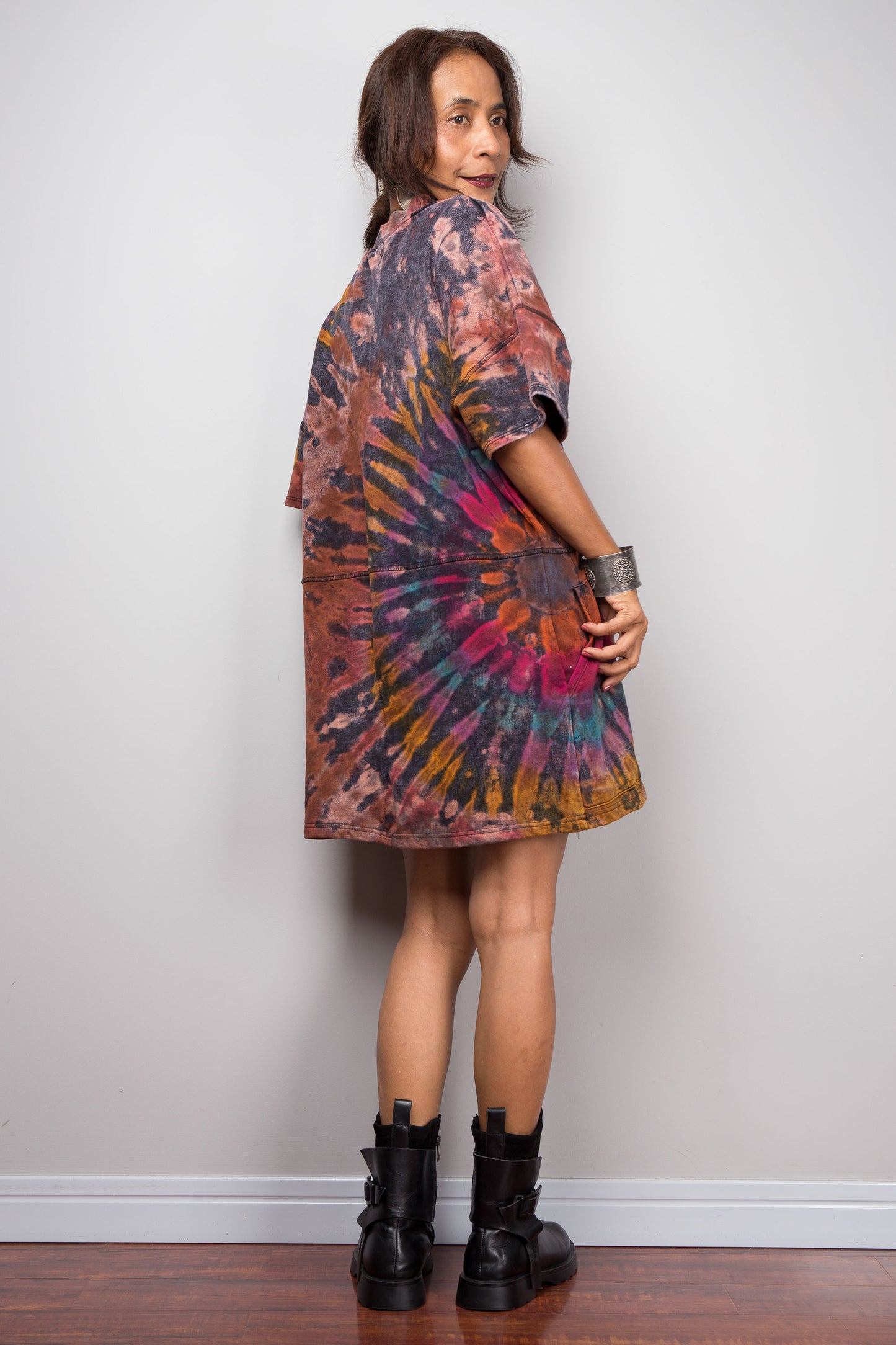 Tie Dye Knit V Neck Tunic Dress