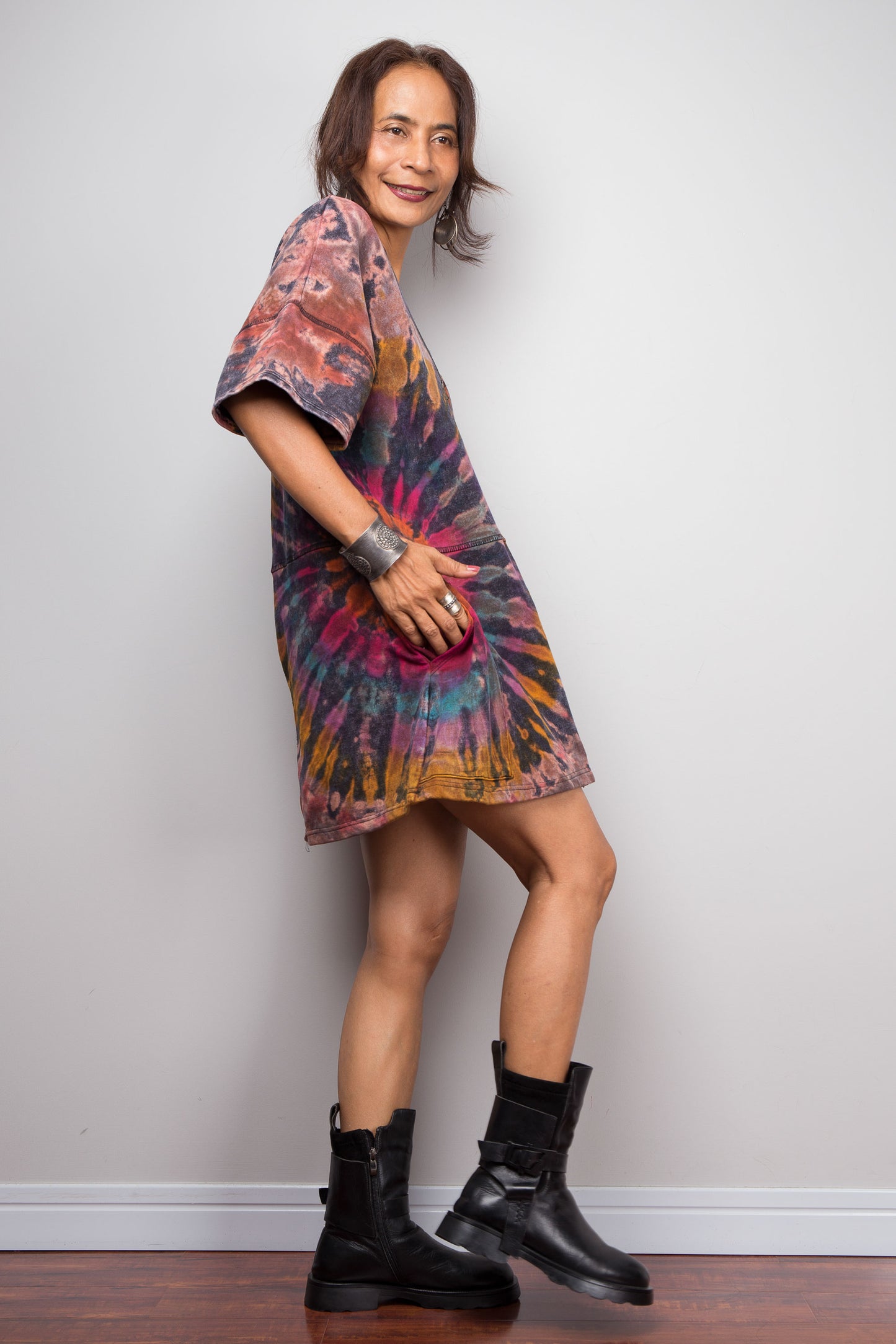 Tie Dye Knit V Neck Tunic Dress