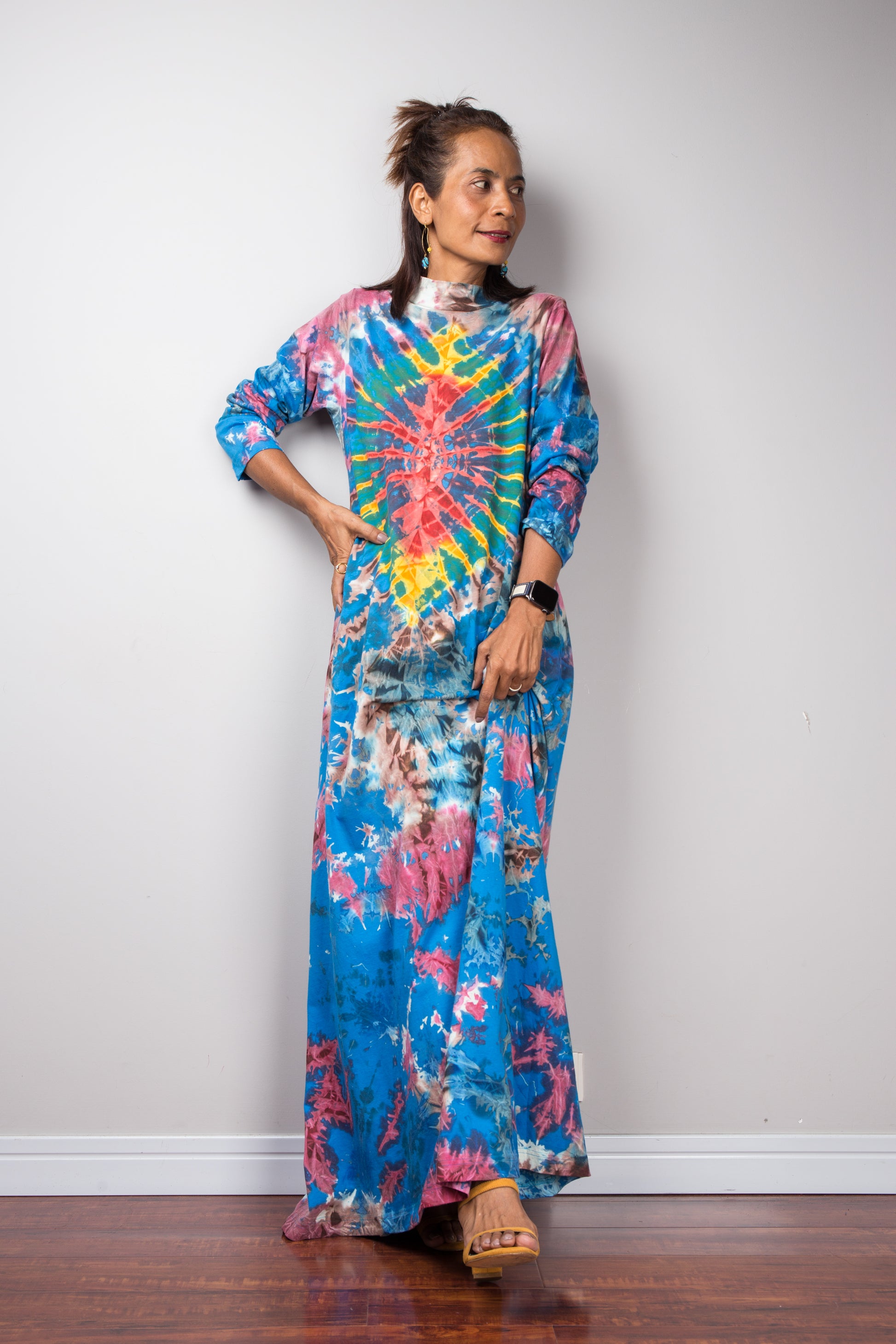 Long sleeve tie dye maxi dress with inseam pockets and short mock turtle neck