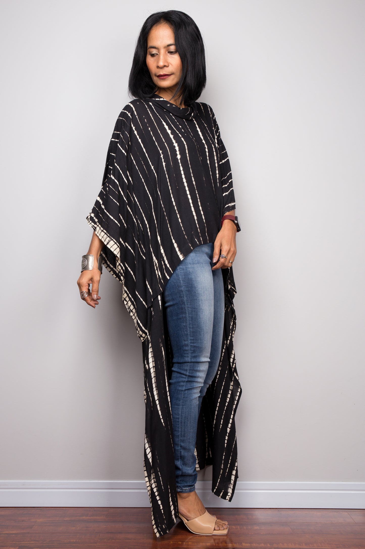 Buy Short front  black dress online.  Tie dye cover up, black kaftan top, loungewear by Nuichan