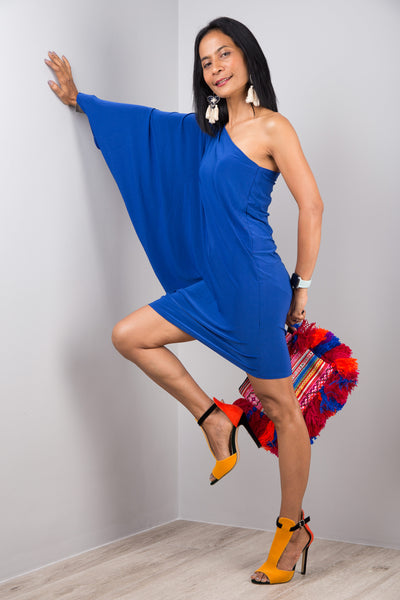 Buy short blue dress for women online from Nuichan.  Sexy royal blue cocktail dress.