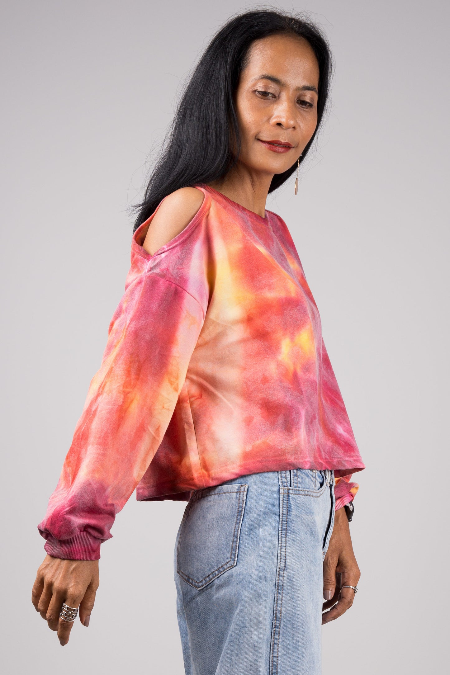  Tie Dye Sweatshirt - Shop for and buy tie dye sweatshirt online at Nuichan. Find tie dye sweatshirt at Nuichan