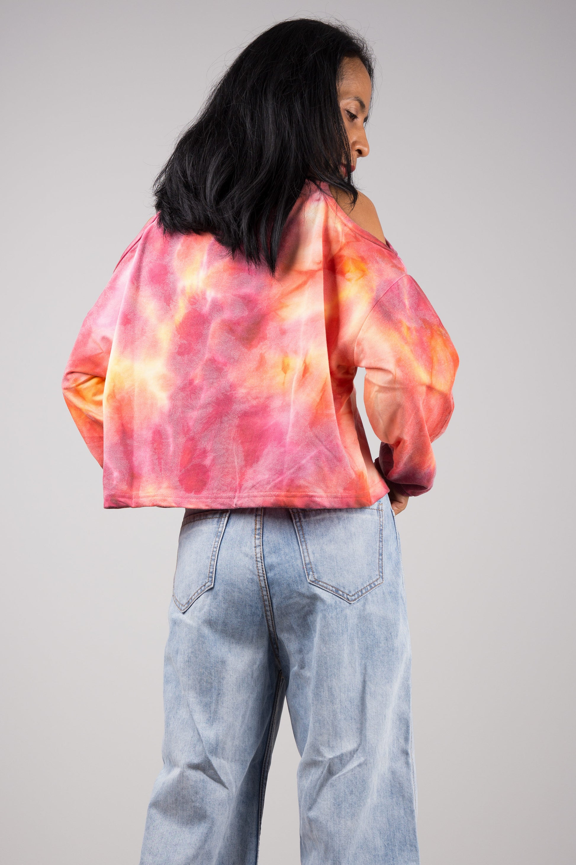  Tie Dye Sweatshirt - Shop for and buy tie dye sweatshirt online at Nuichan. Find tie dye sweatshirt at Nuichan