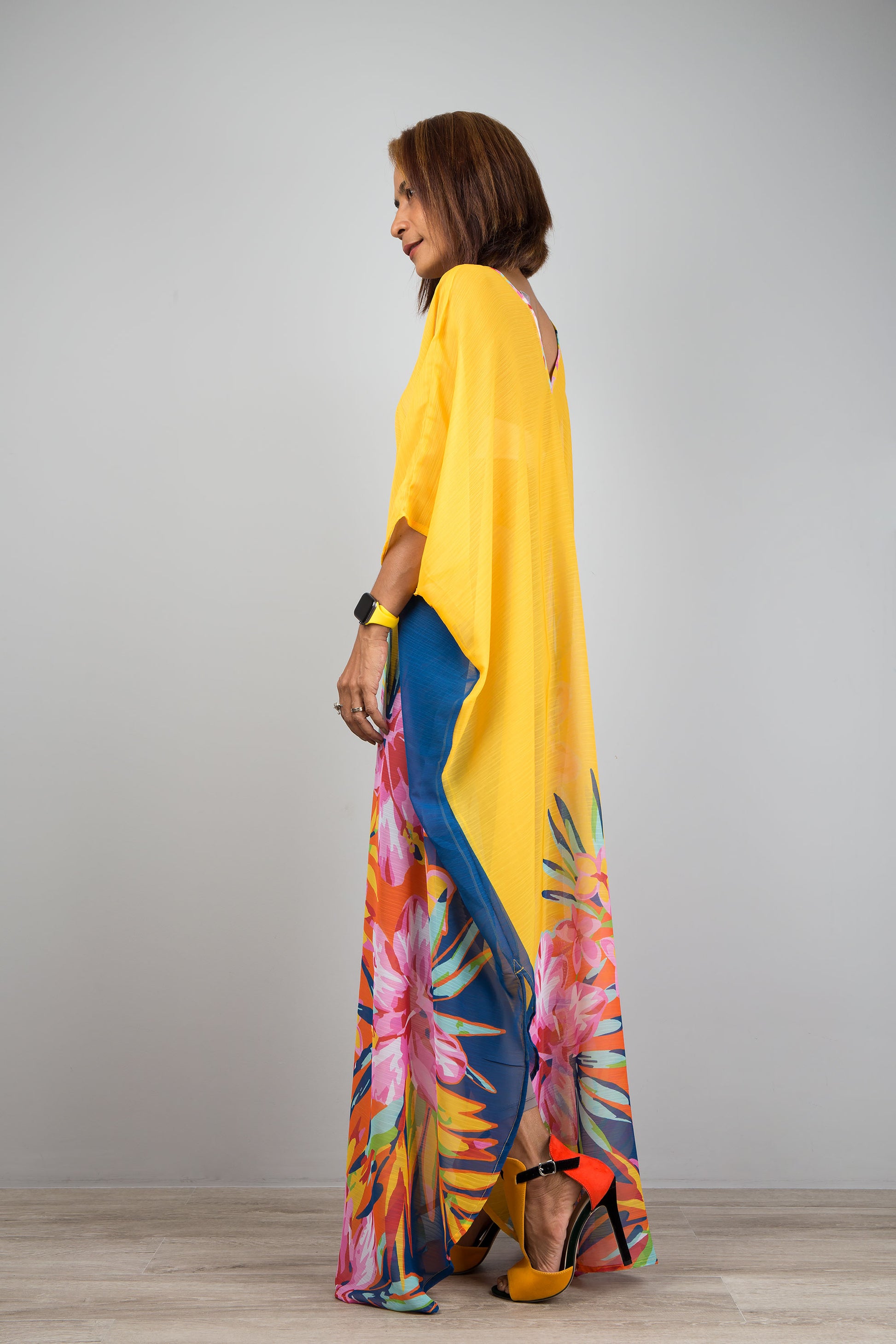 silk chiffon kaftan dress Silk Chiffon Kaftan with Floral Print and Jewel-Embellished Details Multi / FR 32