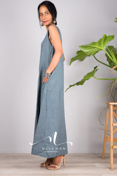 Sleeveless cotton summer dress
