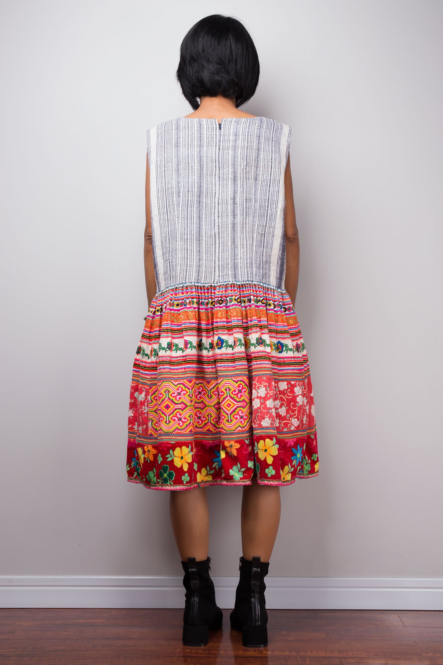 Bohemian Chic Hmong Hill tribe dress | Vintage tribal dress  |Short boho dress