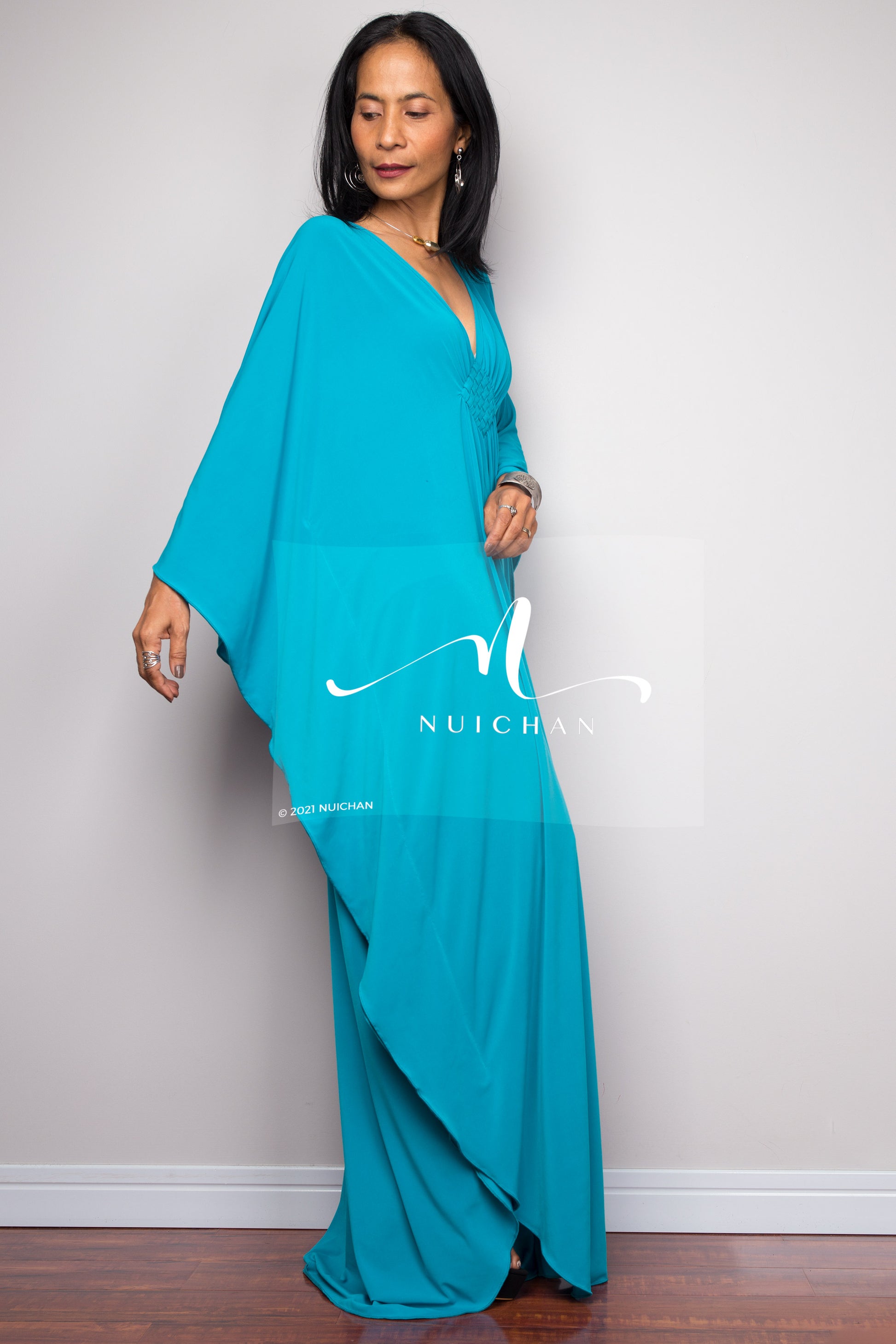 Shop Kaftan dresses online. Kimono kaftan frock dress by Nuichan