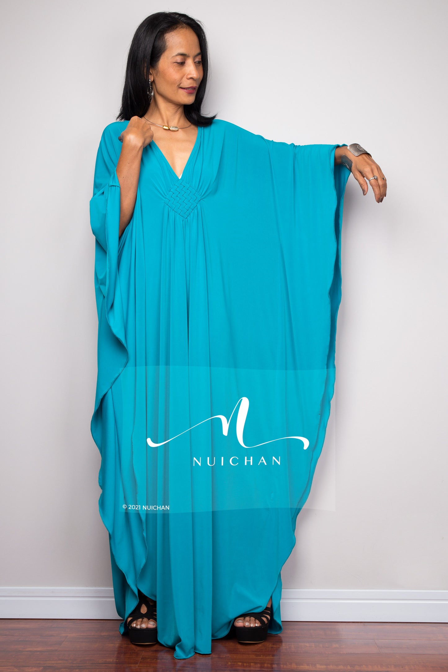 Buy Kaftan dresses online. Kimono kaftan dress by Nuichan