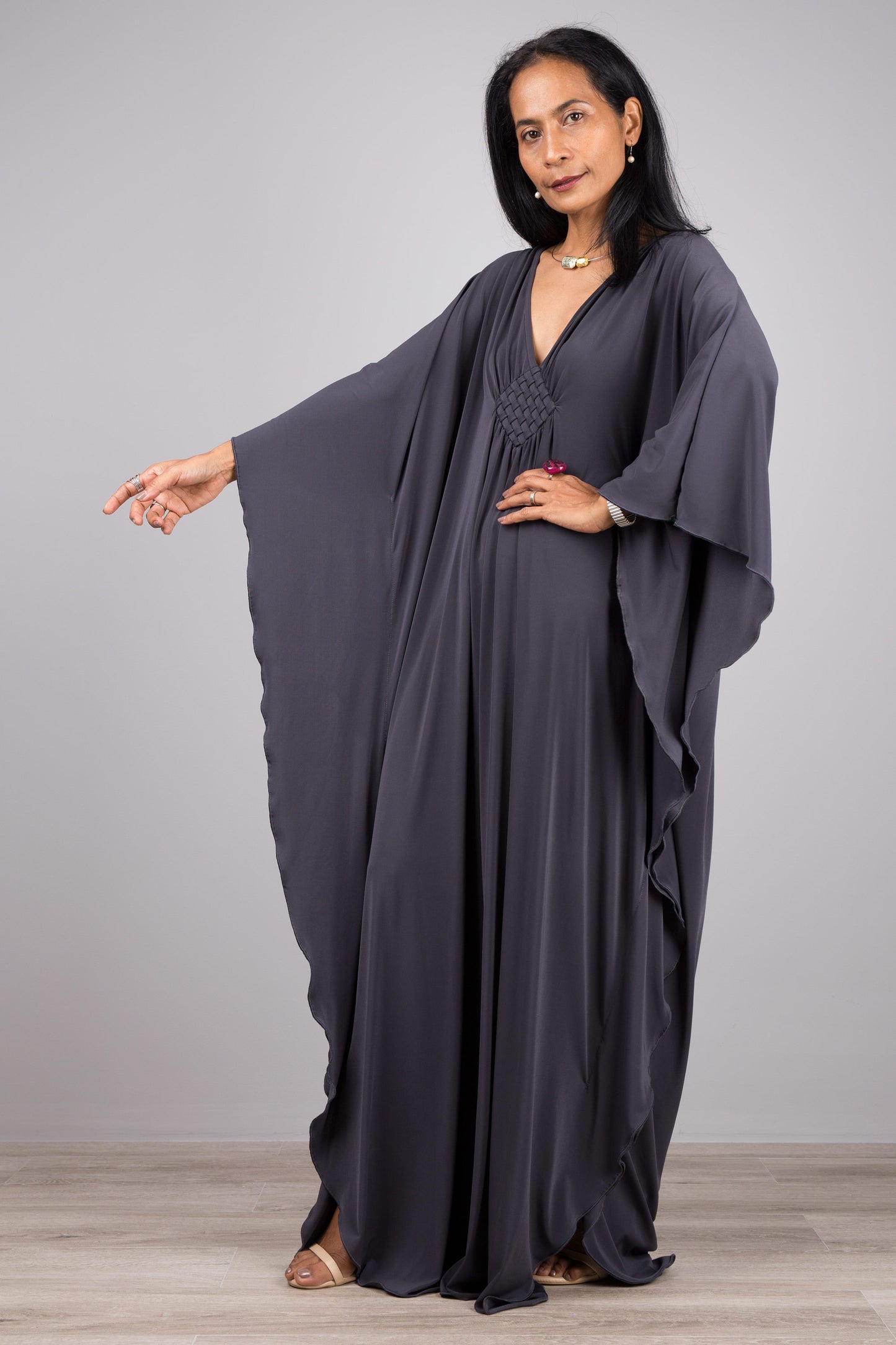 Grey kaftan maxi dress. Buy large kaftan dress for women online from Nuichan