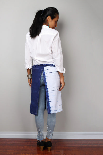 hand dyed apron, blue apron, tie dye apron, apron with front pockets, shibori apron by Nuichan
